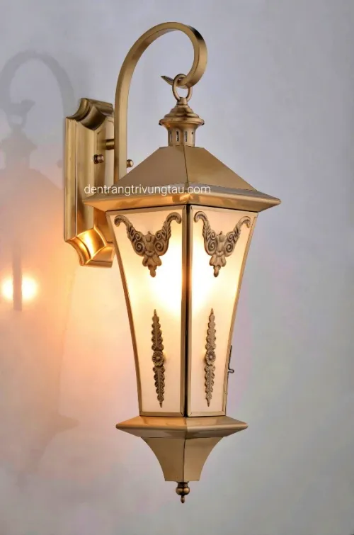 Đèn tường cổ điển ngoài trời 458
