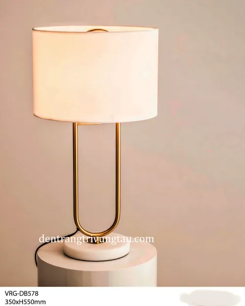 Đèn bàn nón trang trí hiện đại