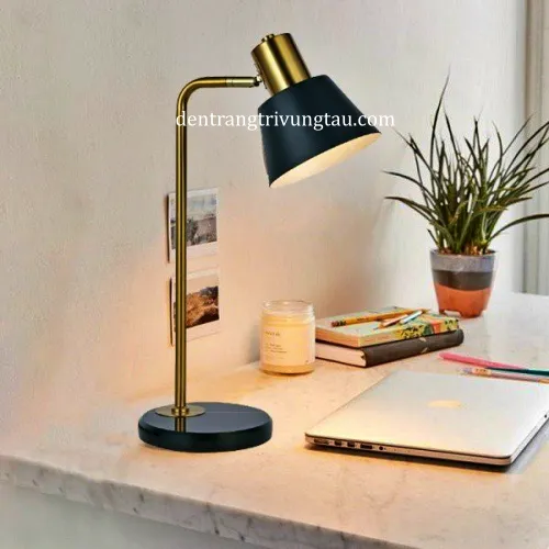 Đèn bàn làm việc hiện đại 6160