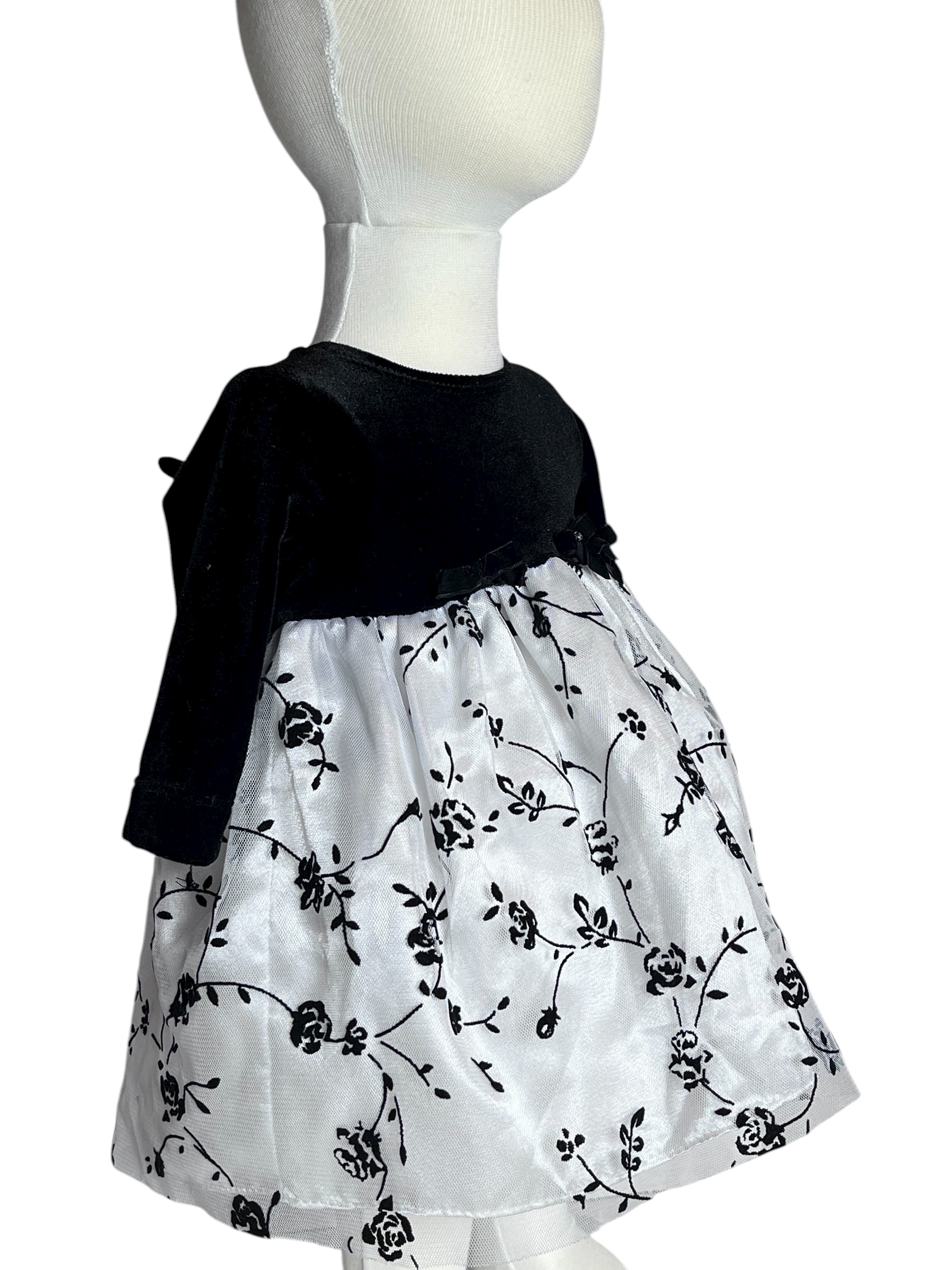 Girls’ Black and White Floral Dress(size 6/9 mos)