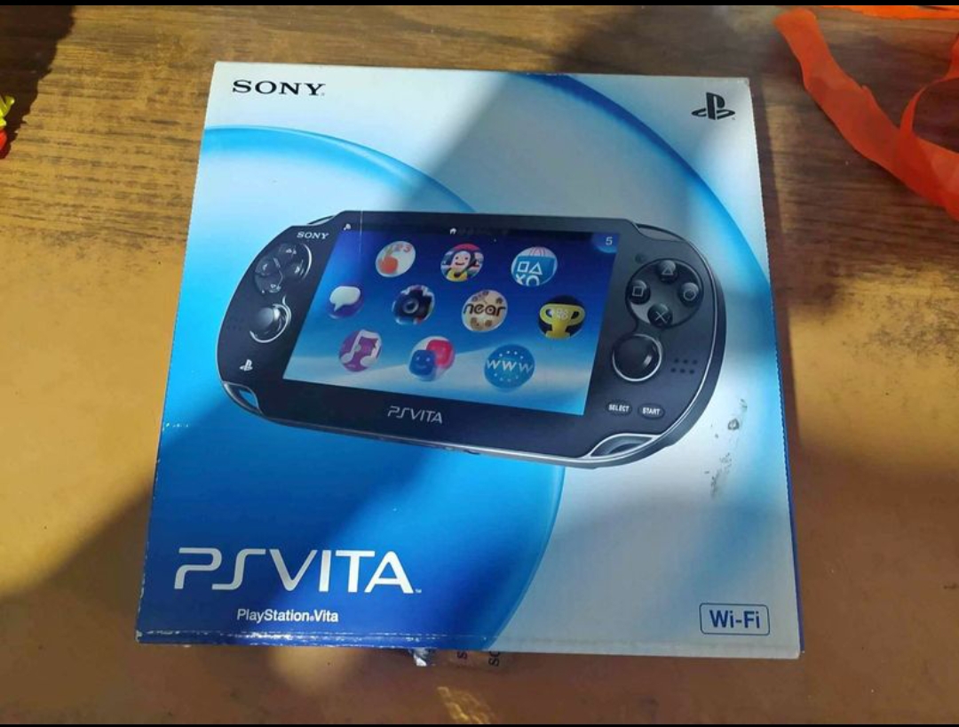 PSVITA FAT 512MB (semi-nueva)