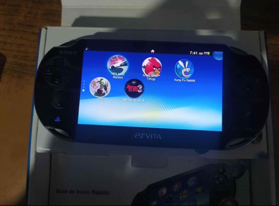 PSVITA FAT 512MB (semi-nueva)