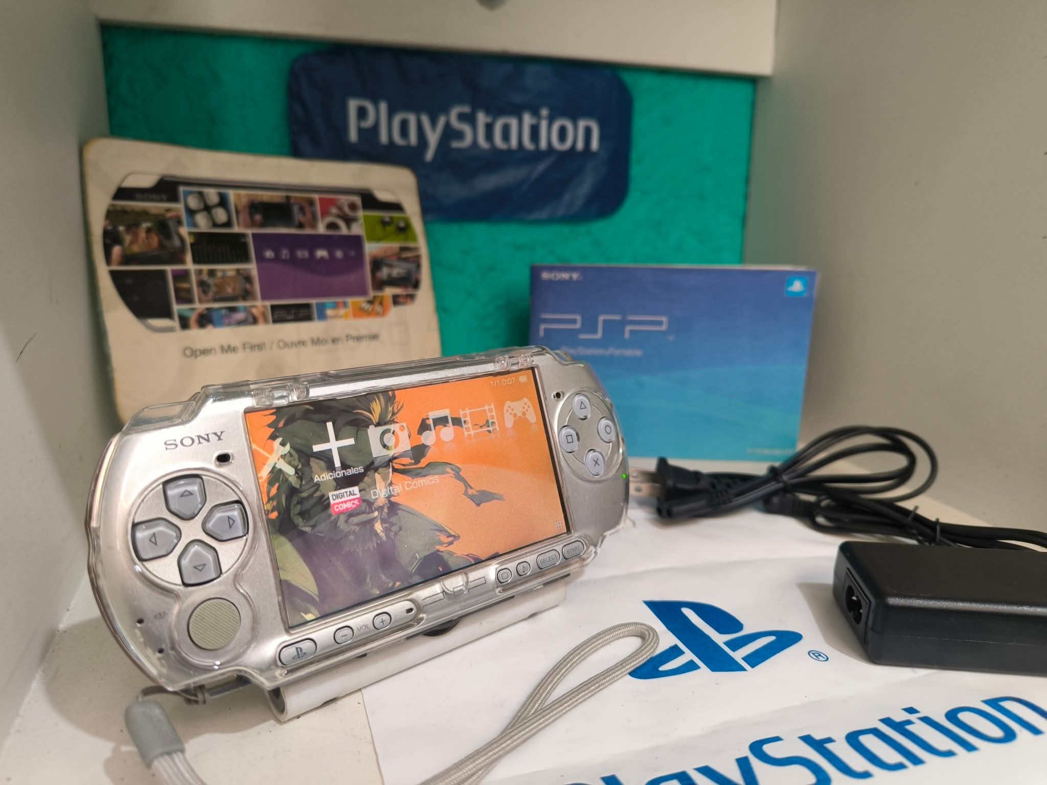 Psp slim  silver