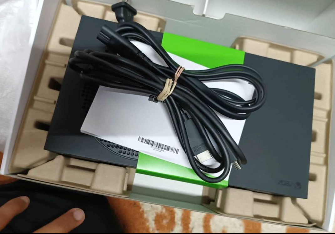 Xbox series S black carbon black 1tb 
