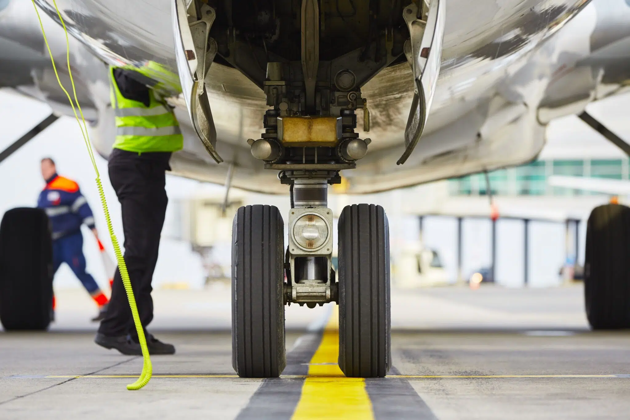 Consulting in Issuing Operating Licenses for Ground Service Providers and Airports