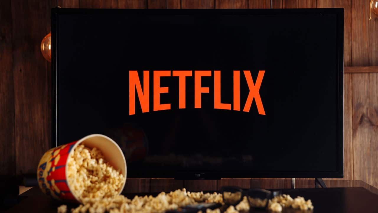 Cota do Sofá + Netflix pro Ano Todo