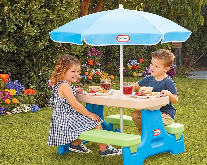 Little Tikes Easy Store Jr. Picnic Table with Umbrella - Blue / Green