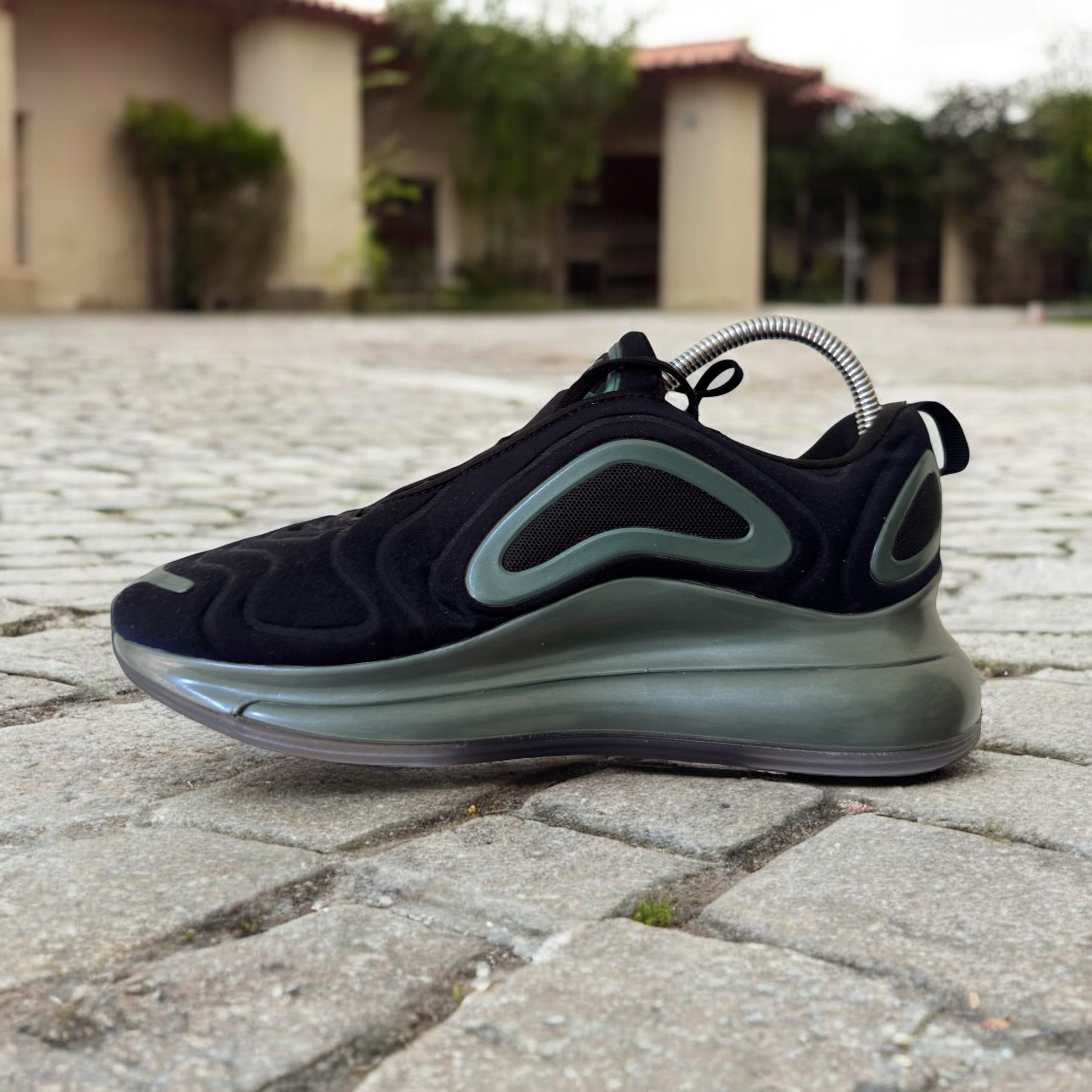 021 NIKE AIR MAX 720