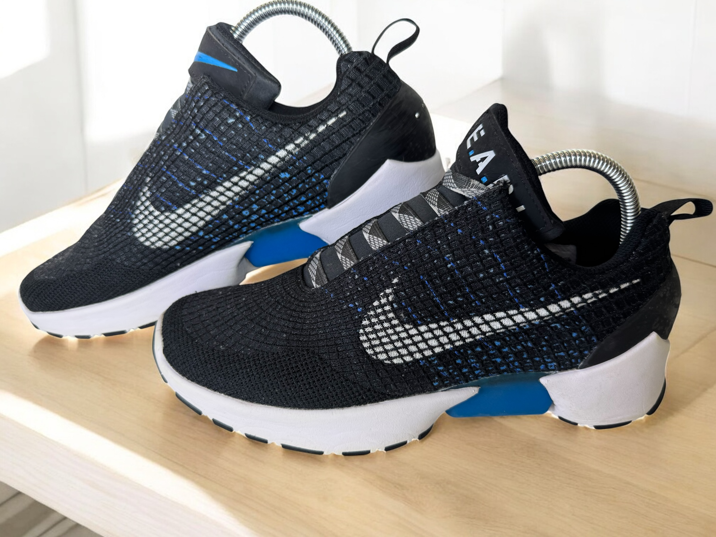 024 Nike Black Athletic Sneaker