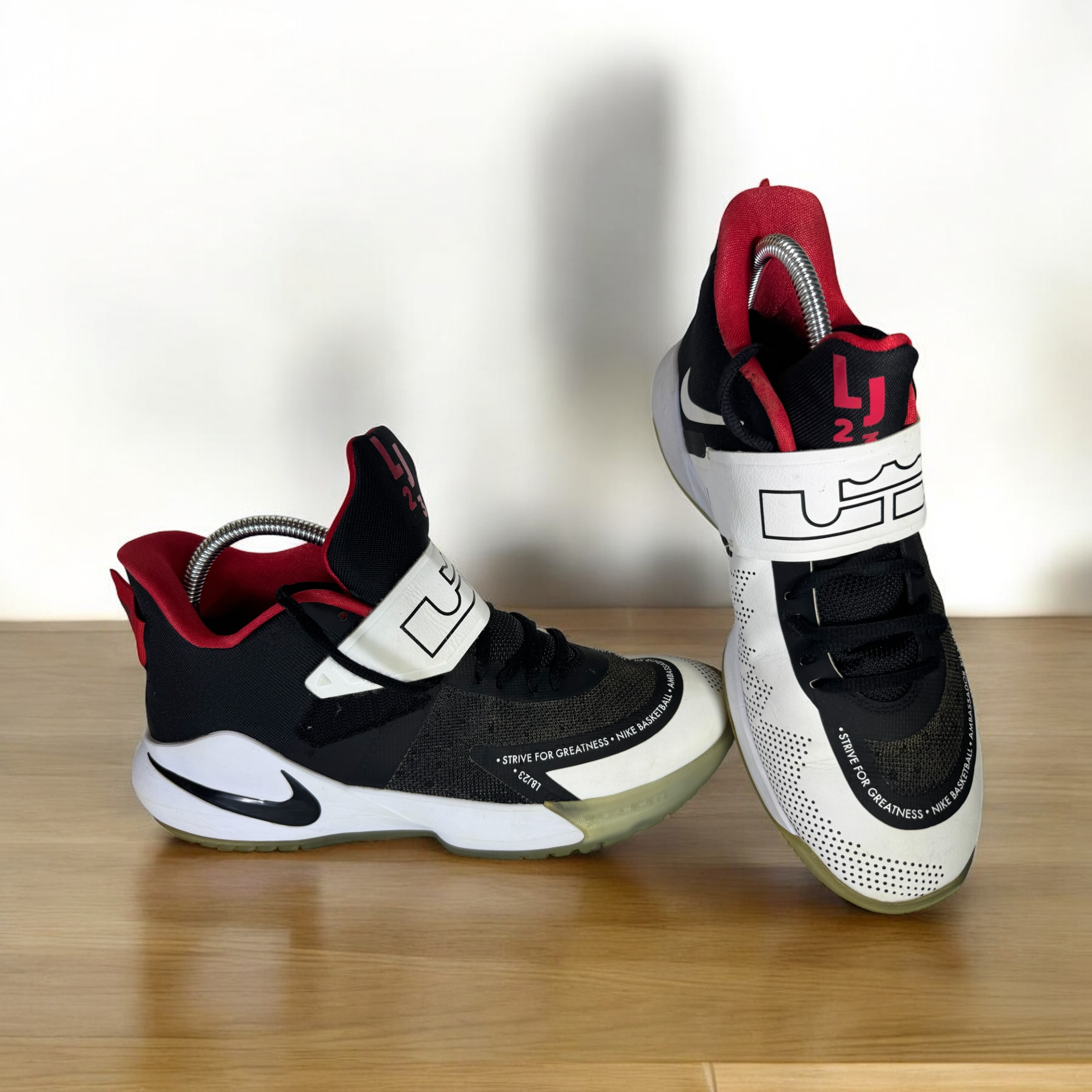 040 Nike LeBron Zoom Soldier 10 Basketball Shoes