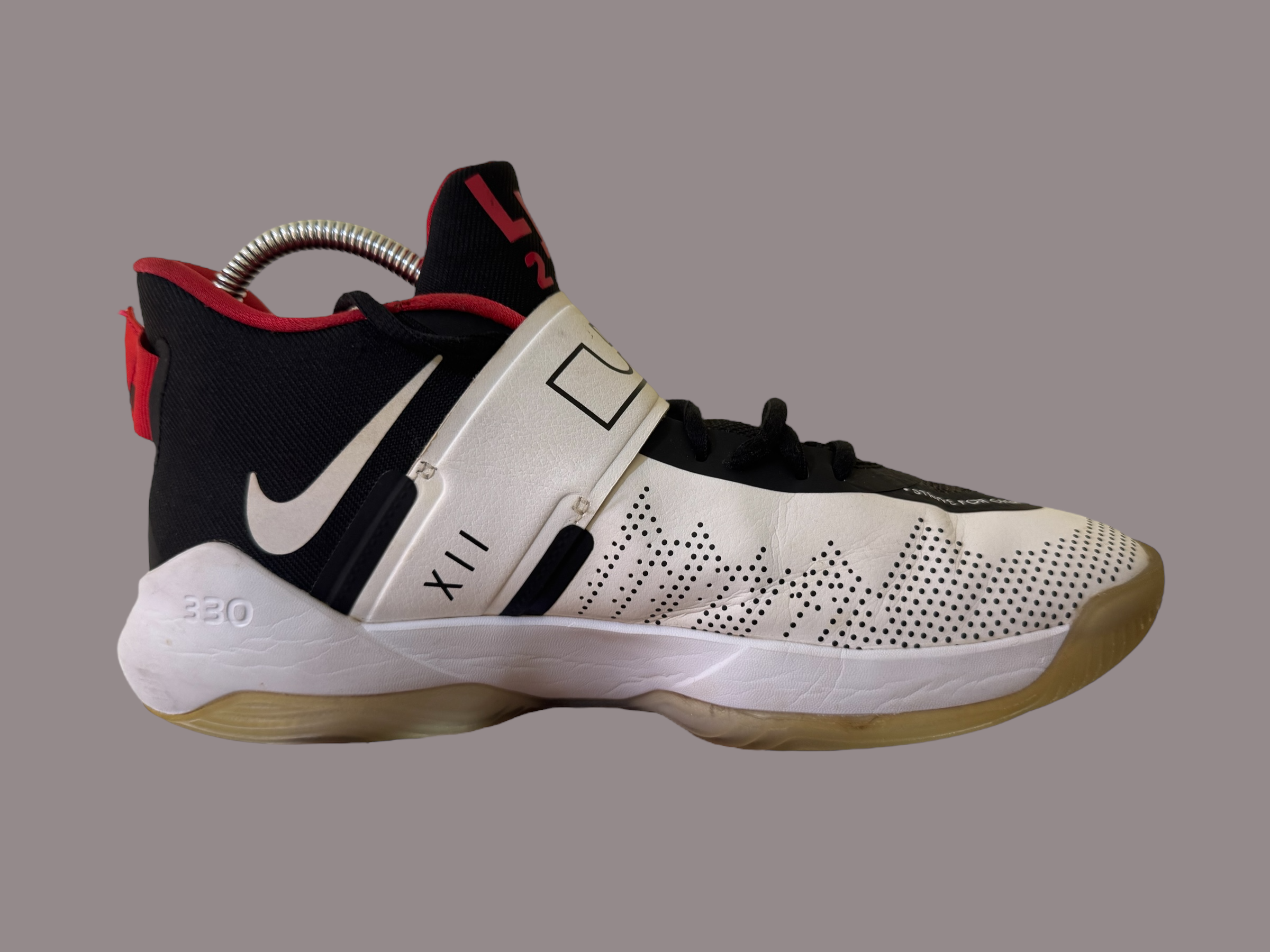 040 Nike LeBron Zoom Soldier 10 Basketball Shoes
