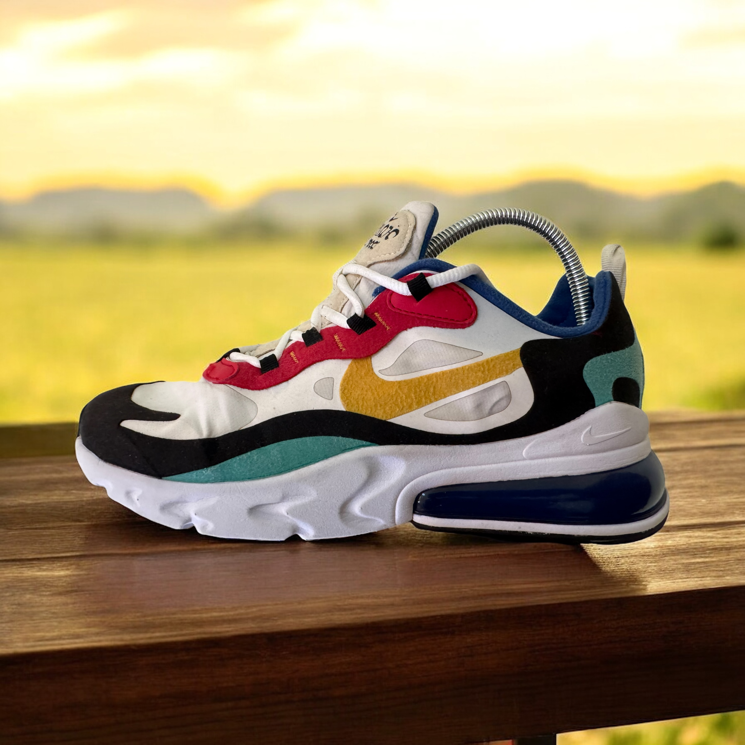 041 Nike Air Max 270 React