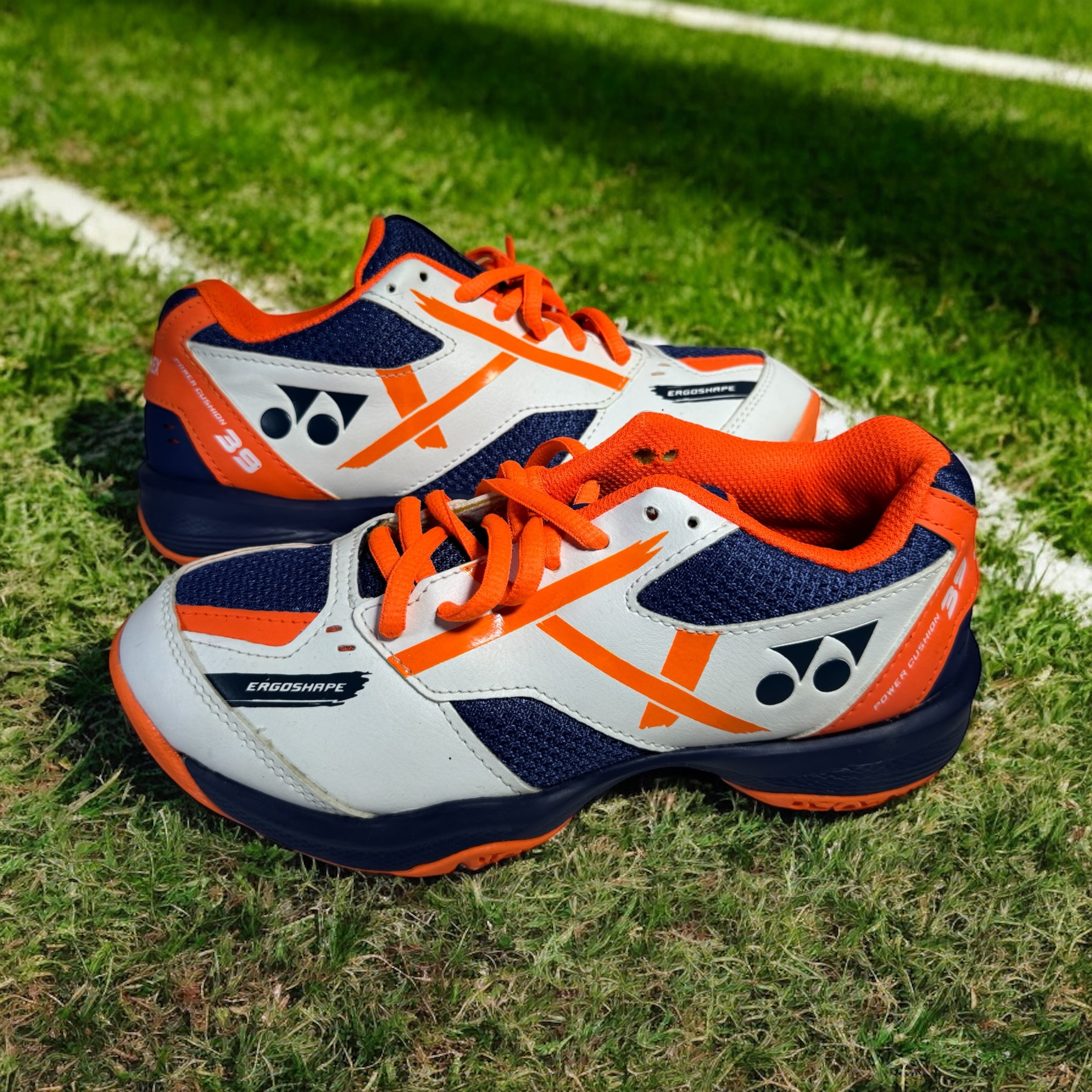 042 YONEX POWER CUSHION