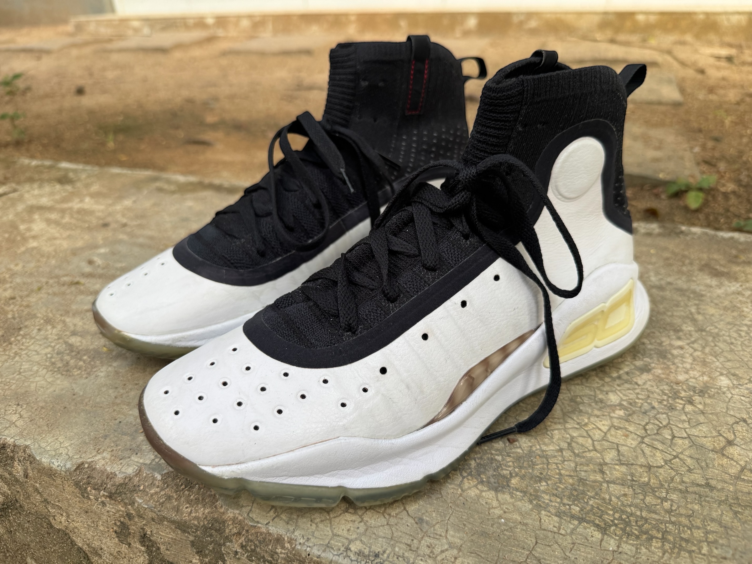 045 Under Armour Curry 4