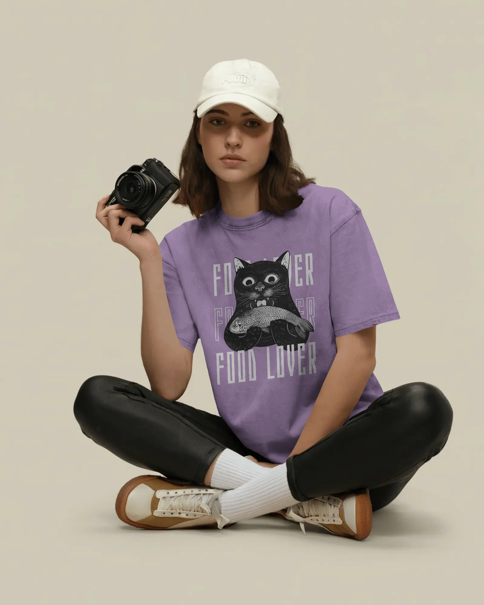 “Food Lover” Oversized Tee – Feed Me, Then Talk