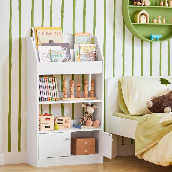 Children's Bedroom Bookshelf