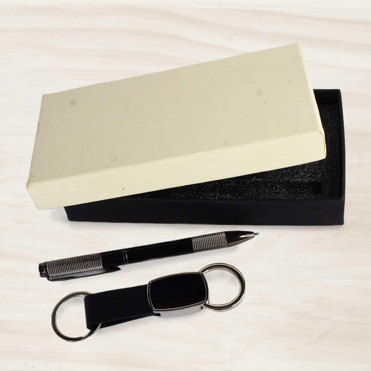 G 189 - Elegant Metal Pen & Keychain Gift Set