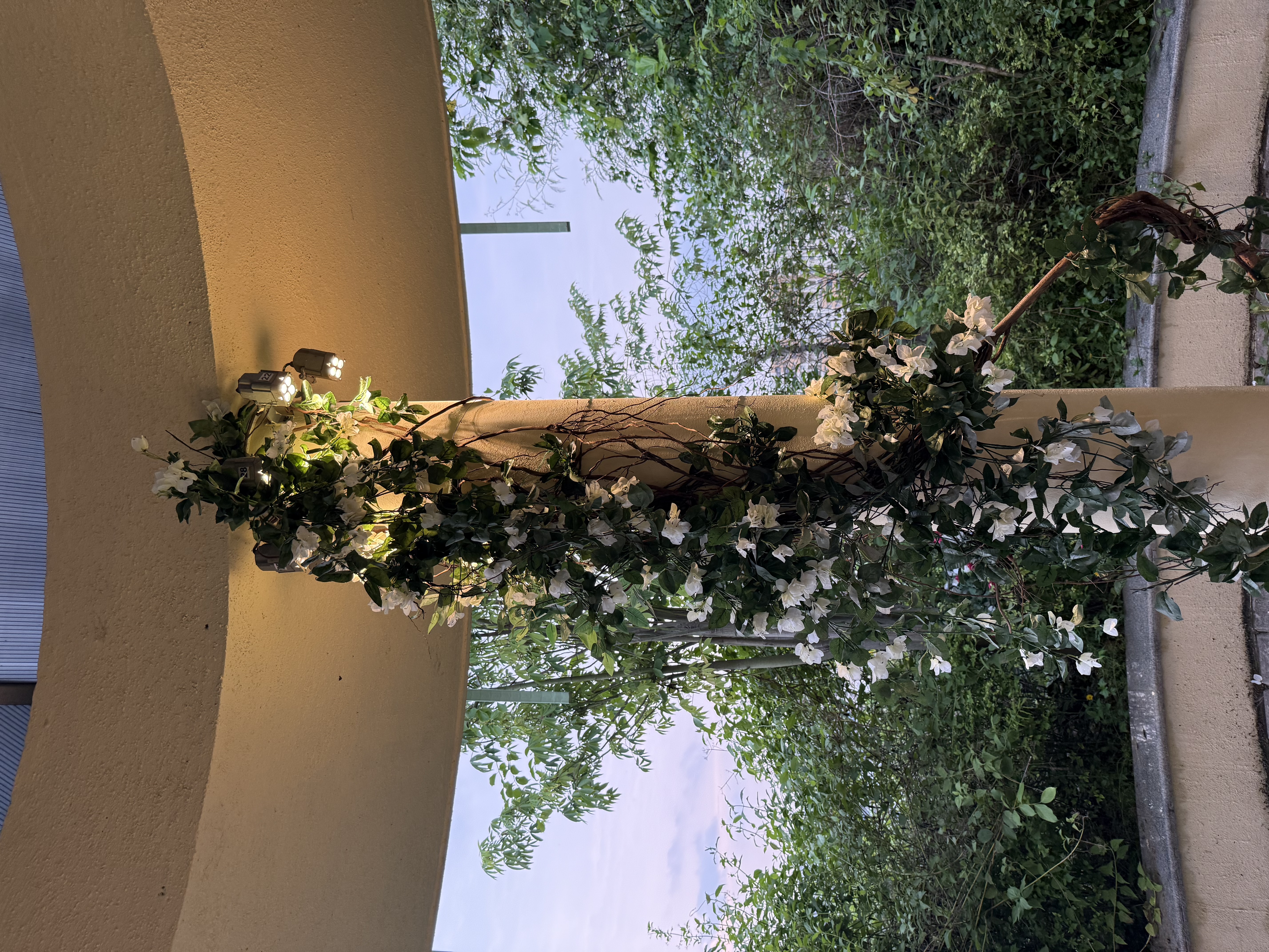 Decorative Faux Bougainvillea Vine - Rental