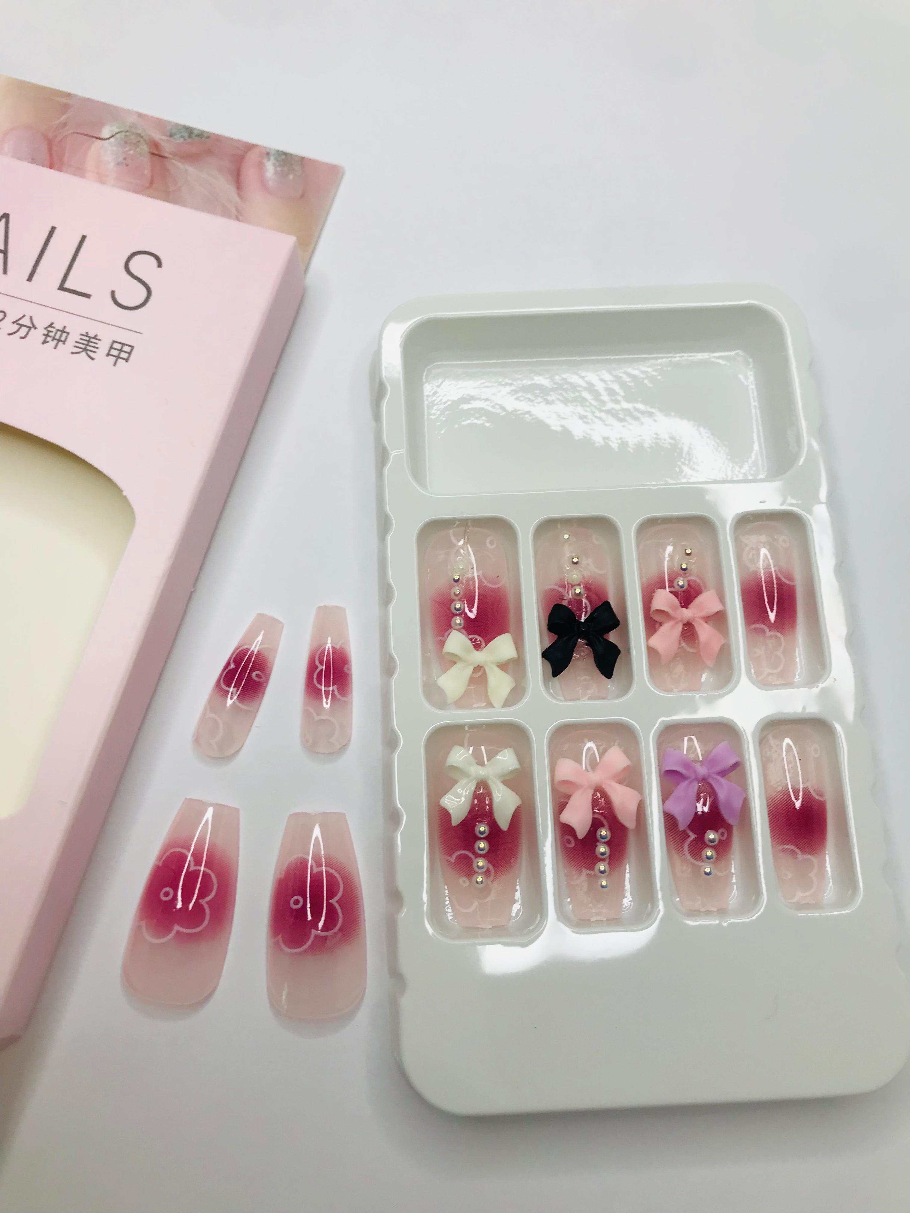 Press-On Gradient Bow Nail Set