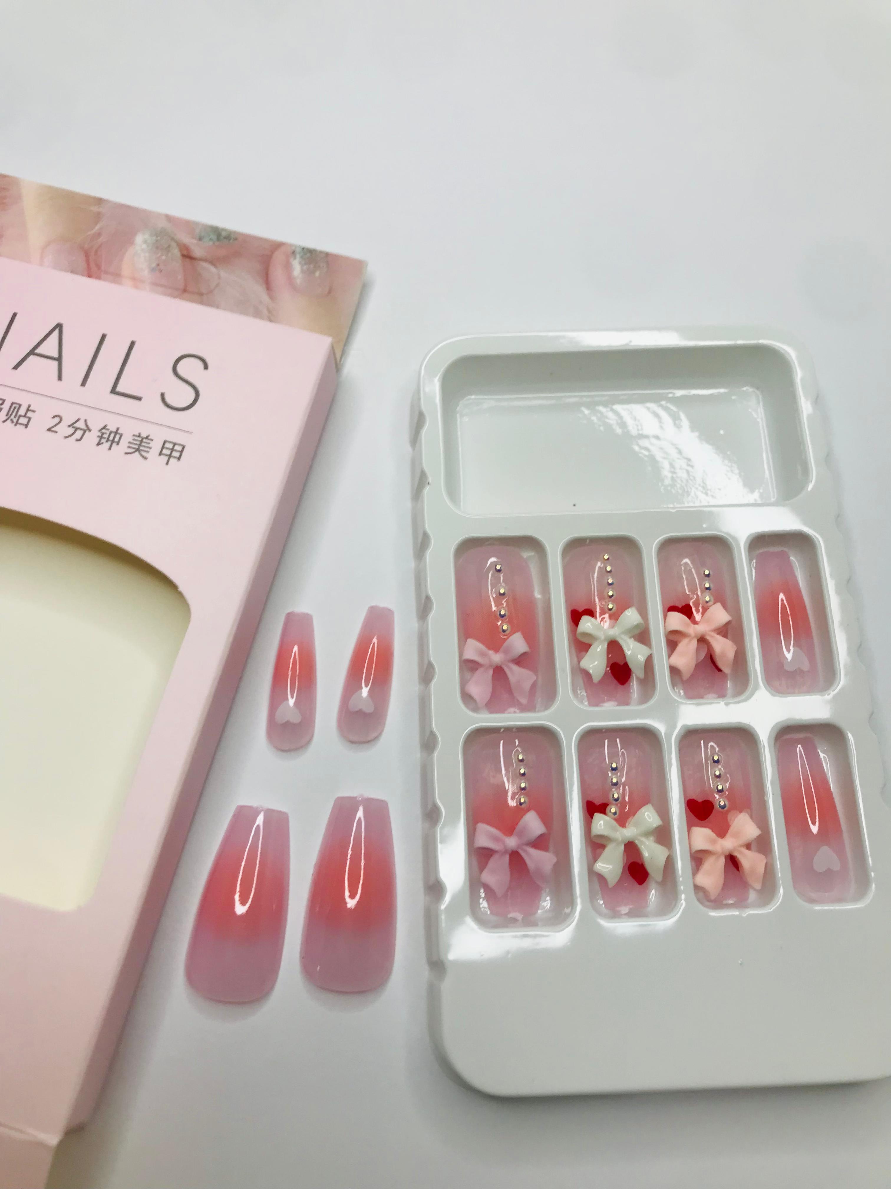 Press-On Gradient Bow Nail Set