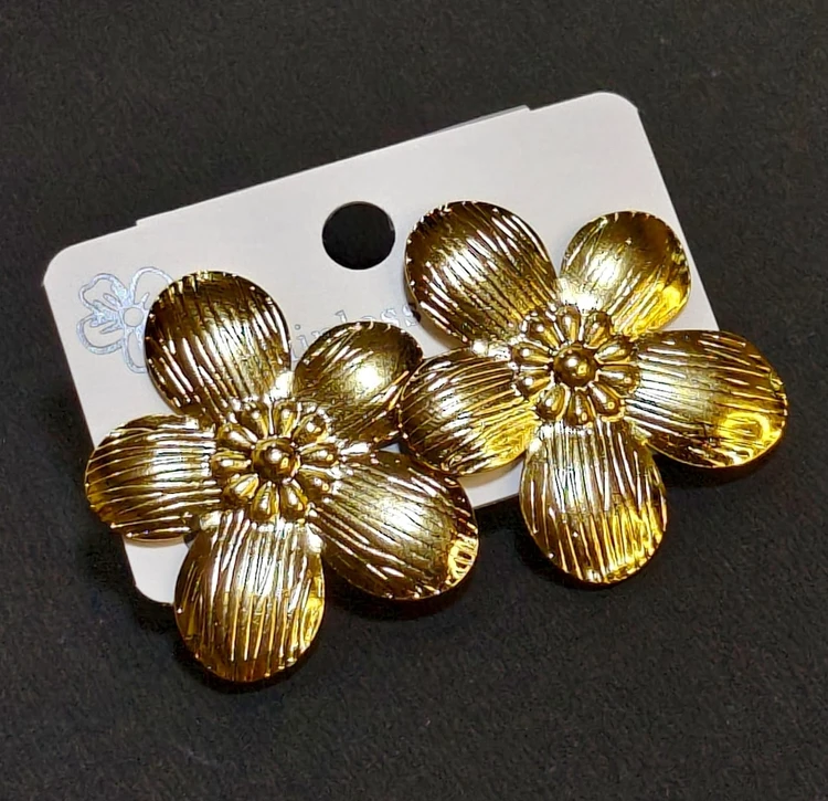 Stainless Steel Premium Quality Studs