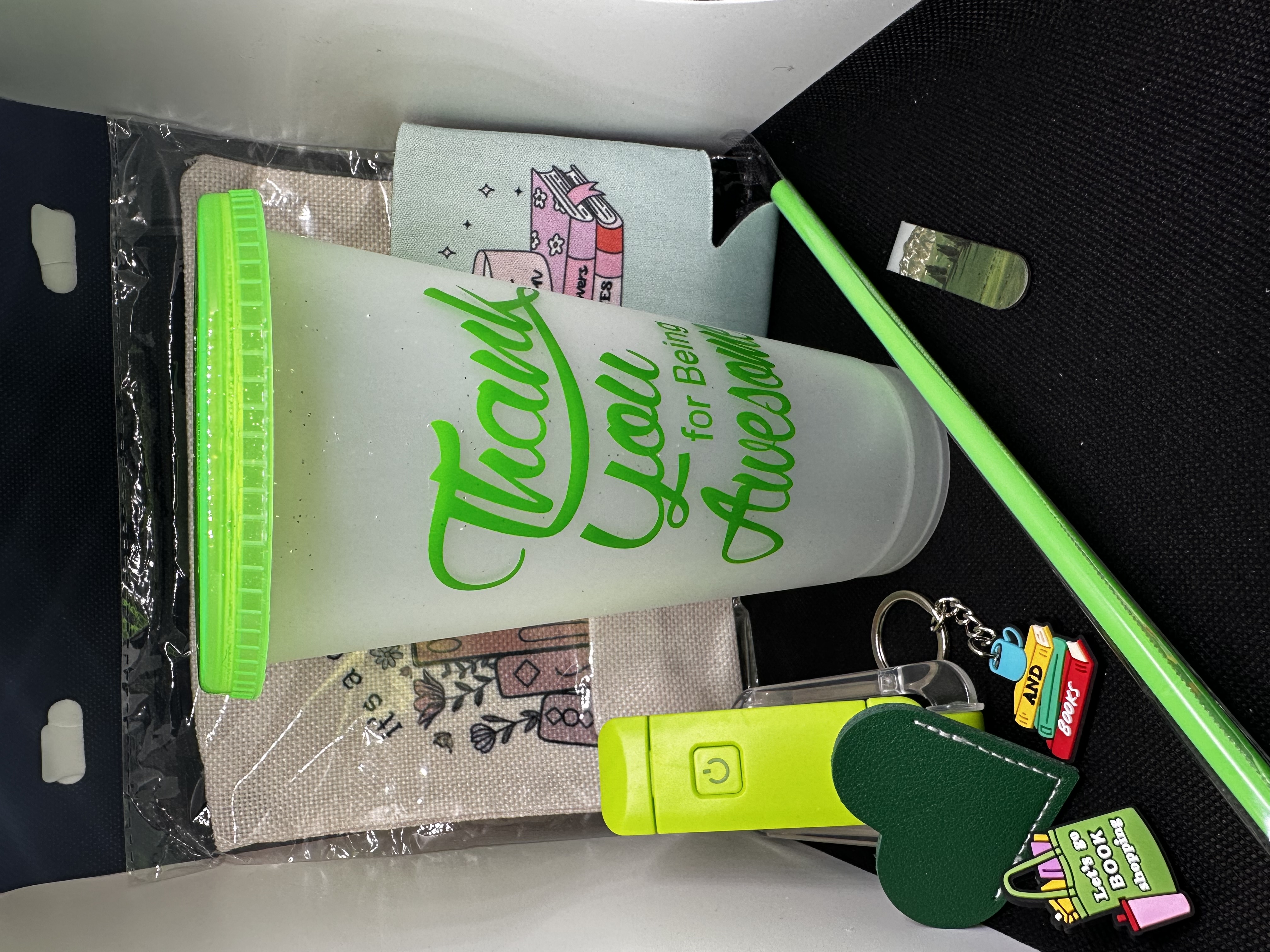 The Deluxe Bookworm Companion
