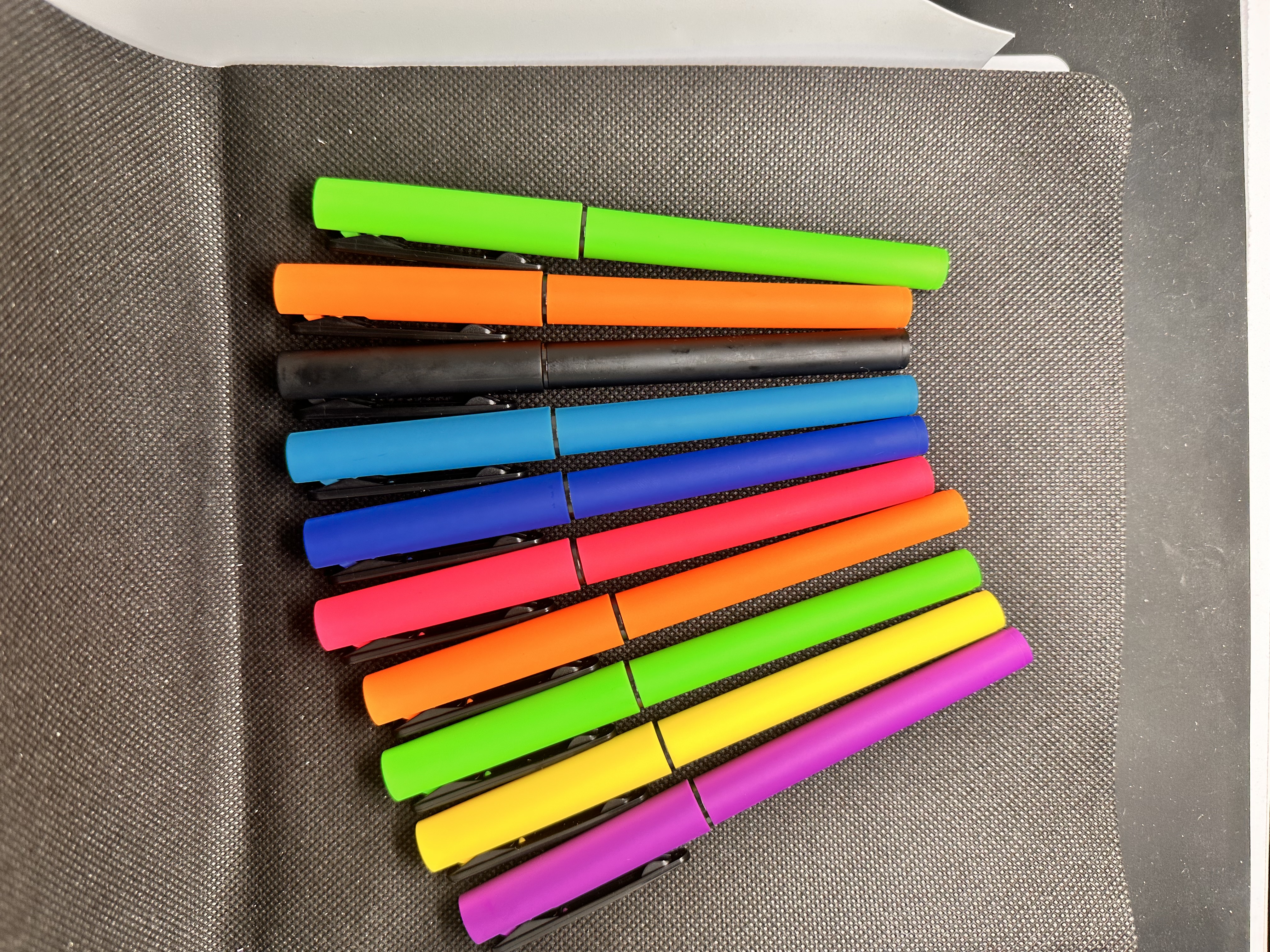 Vibrant Black Ink Pens