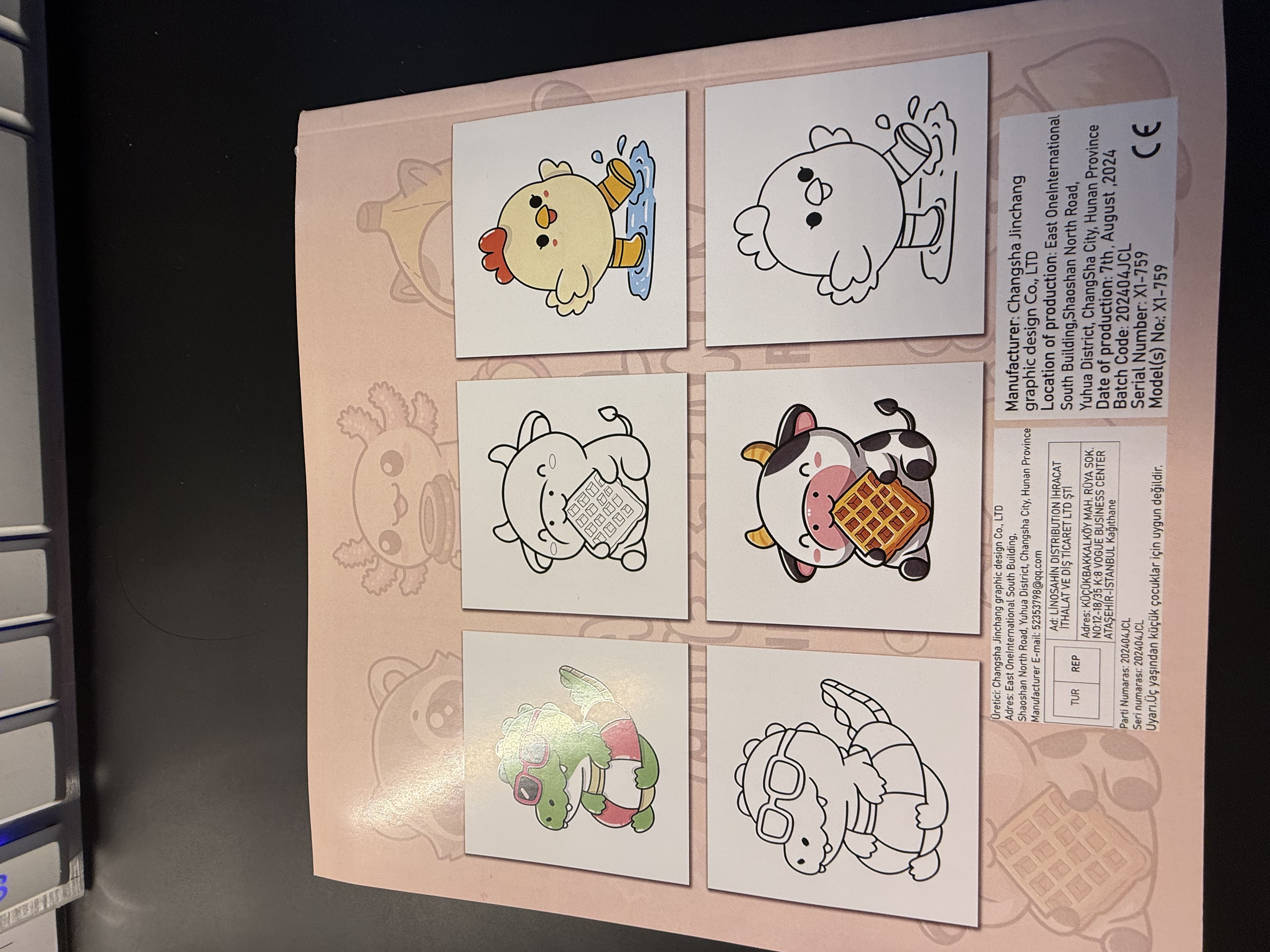 Animals Cute & Funny Bold and Easy Colouring Book