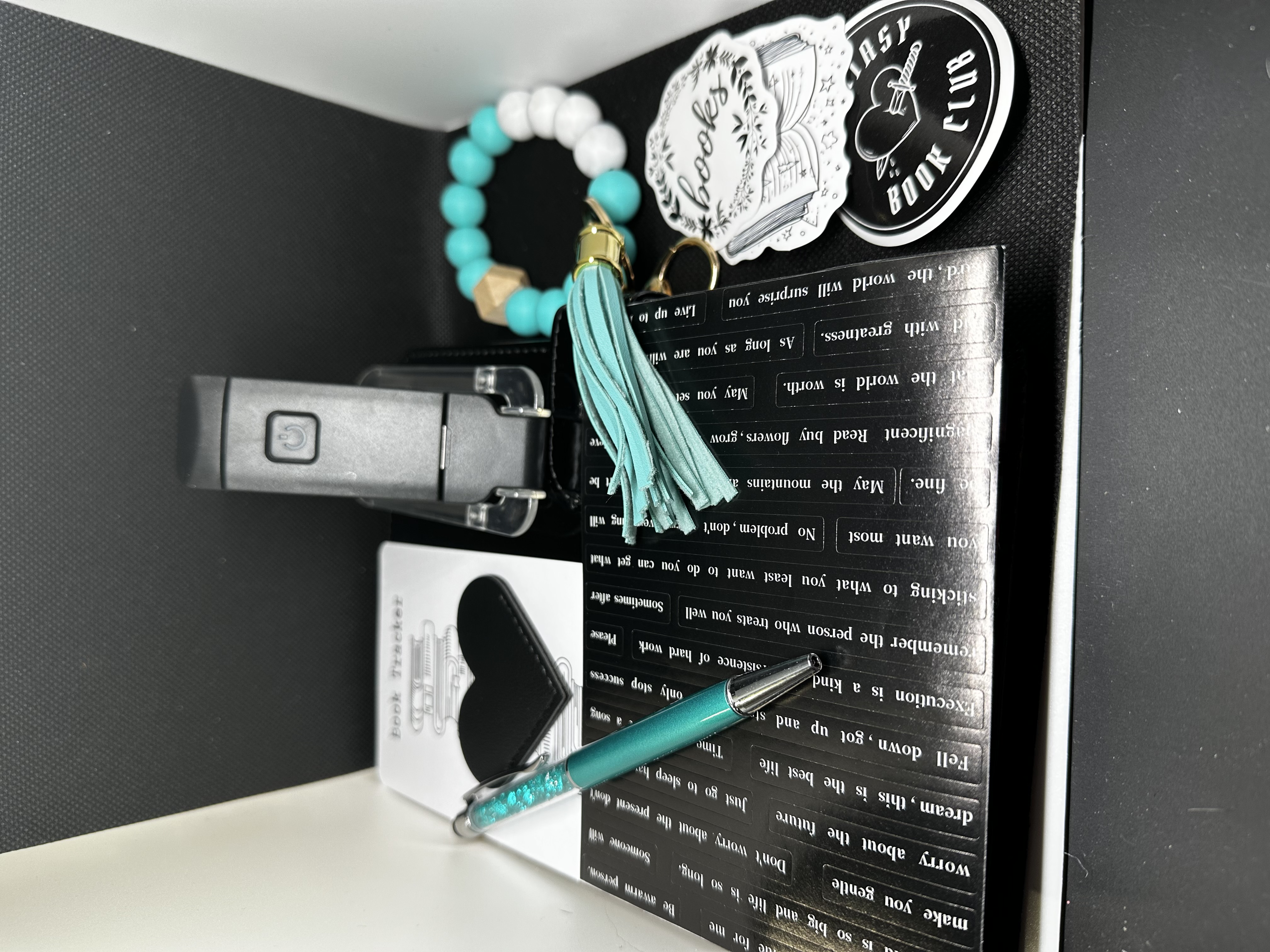 The Readers Reward Premium Box
