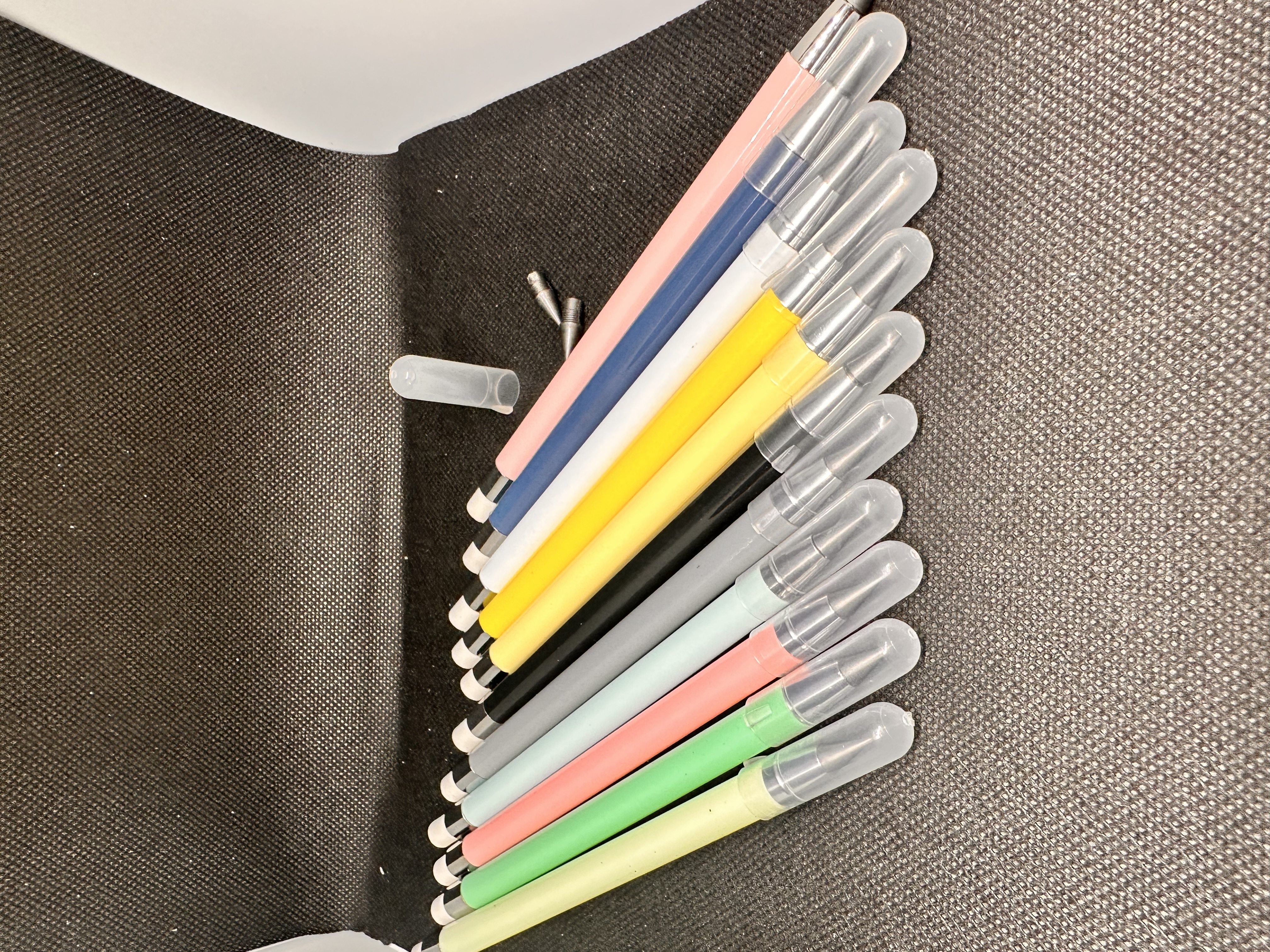 Magic free pencil with replacement tips