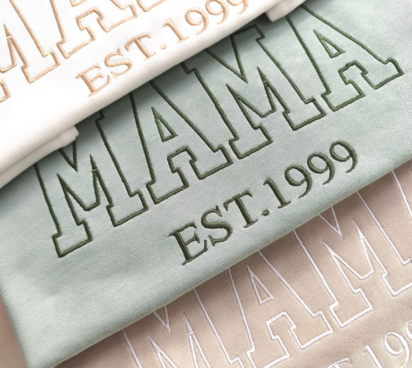 Custom Embroidered Mama Sweatshirt with Kids Name on Sleeve, Personalized Mom Sweatshirt, Minimalist Momma Sweater, Mothers Day Gift for Mom