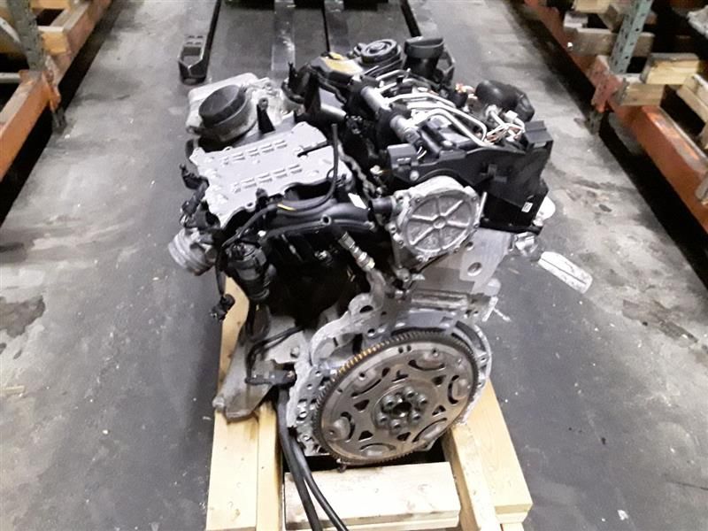 2014 BMW 320i Engine Assembly