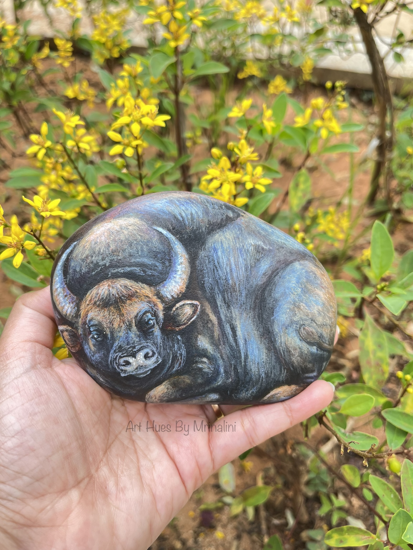 Hand-painted Gaur Rock - gift of wildlife for nature lovers, Indian wildlife collectible