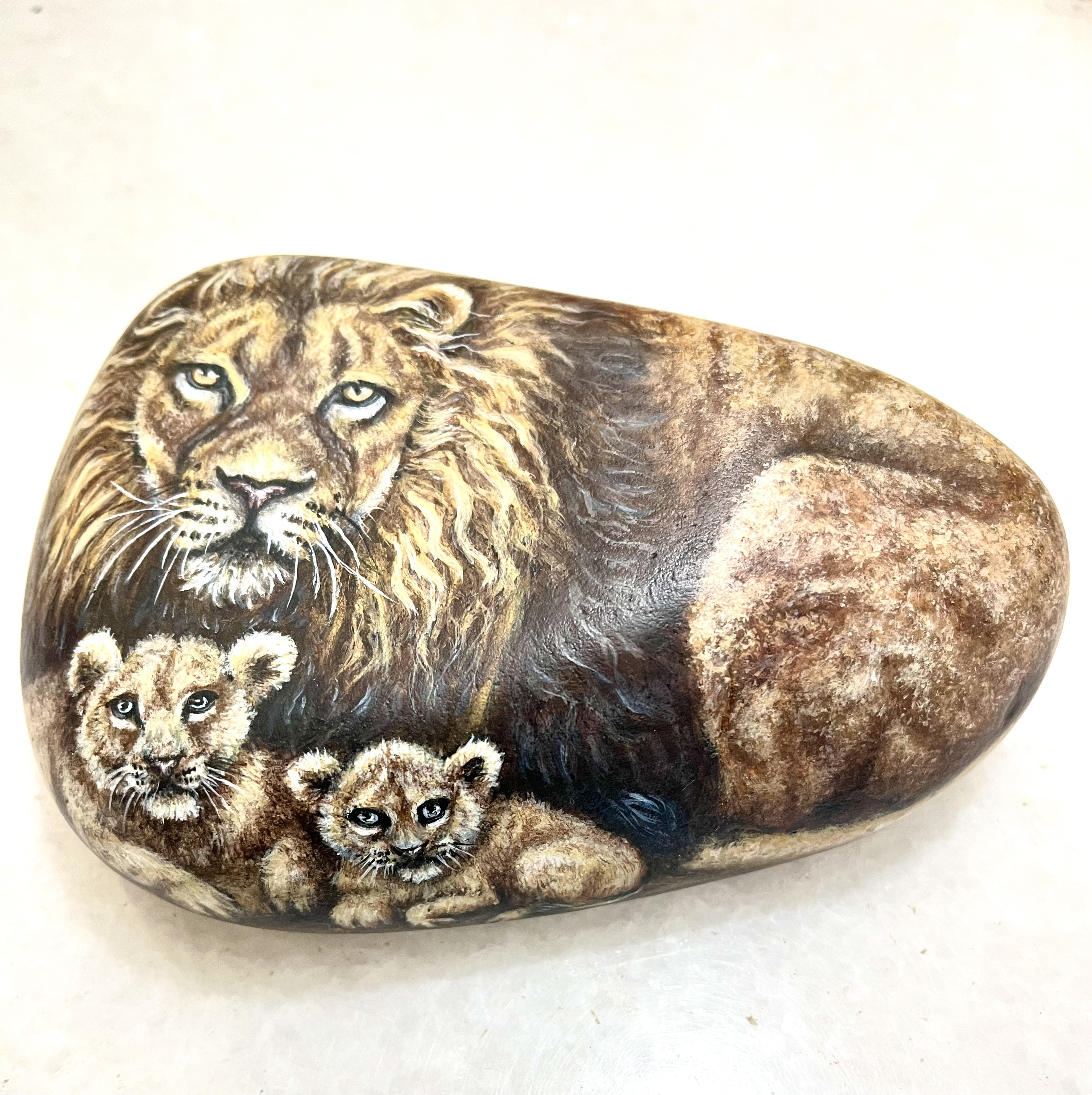Hand-Painted Lion Family Decorative Stone - a gift to celebrate family love