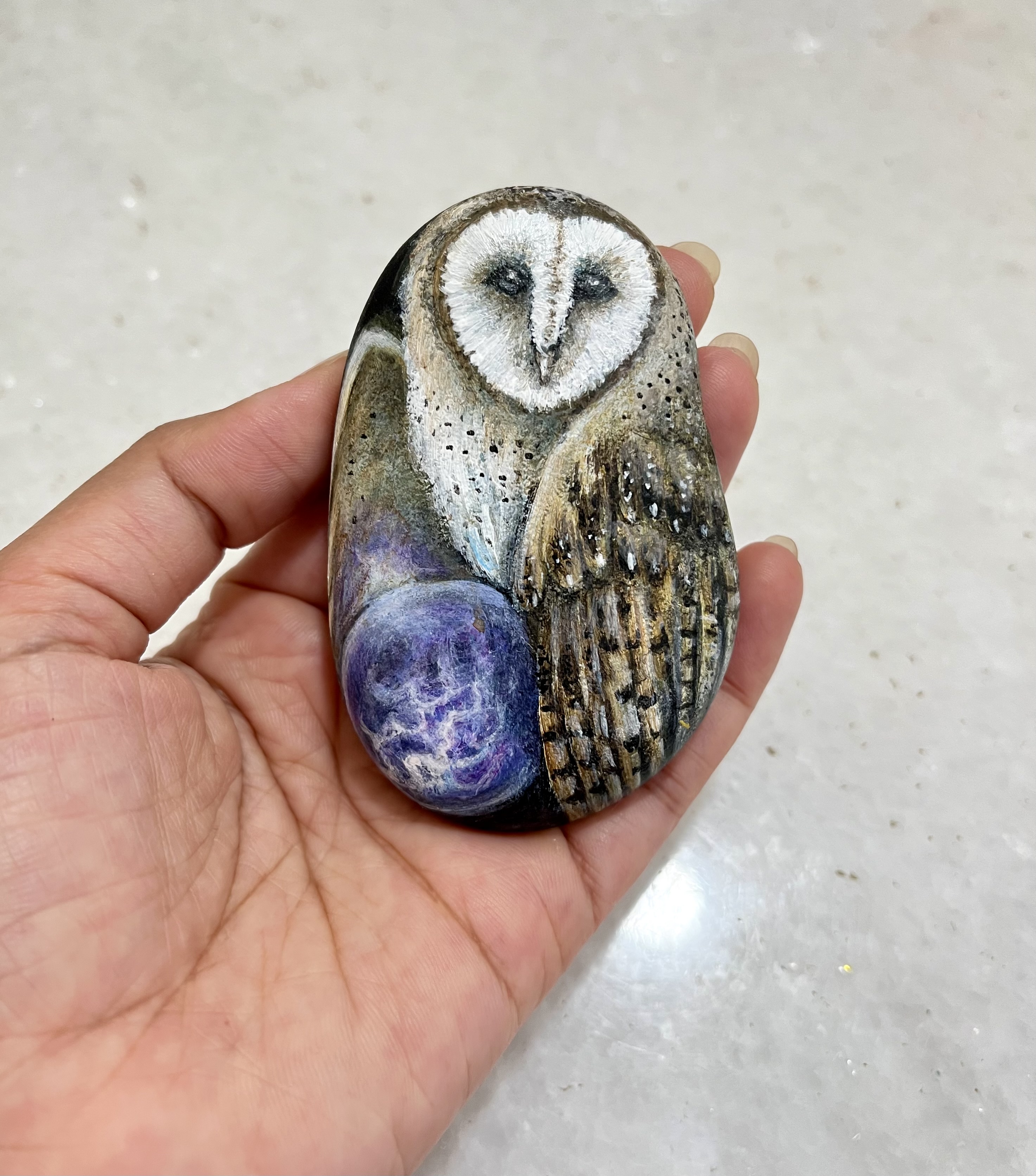 Hand-painted owl decorative stone