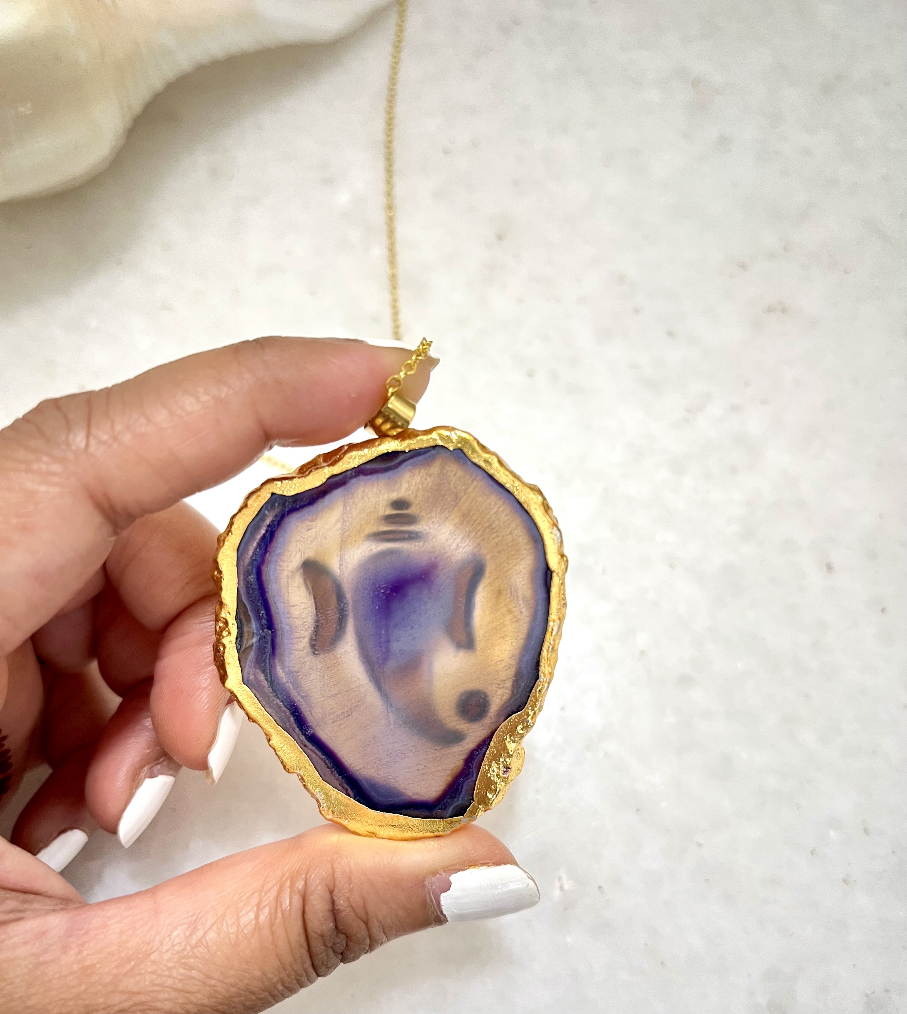 Hand-Painted Ganesha Pendant | Minimalist Spiritual Jewelry | Unique Diwali Gift – Art Hues Handcrafted Ganesha agate stone Pendant
