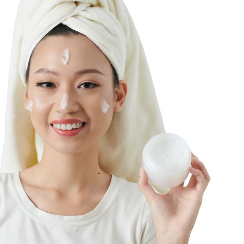 DK EXTRA TONE DAY MOISTURISER , SUN PROTECTOR & FACE BRIGHTINING CREAM (30ml)