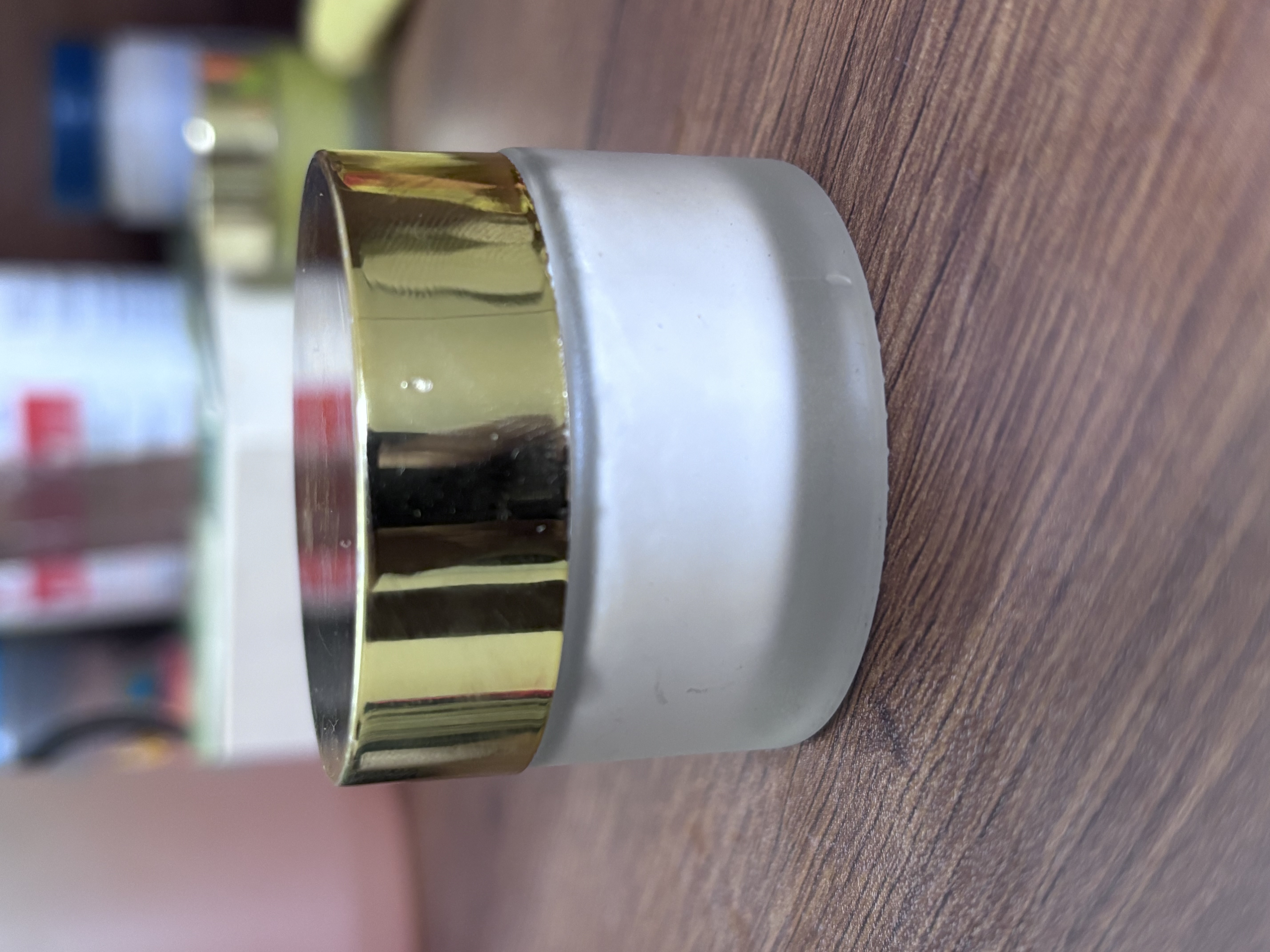 DK EXTRA TONE DAY MOISTURISER , SUN PROTECTOR & FACE  BRIGHTINING CREAM (30ml)