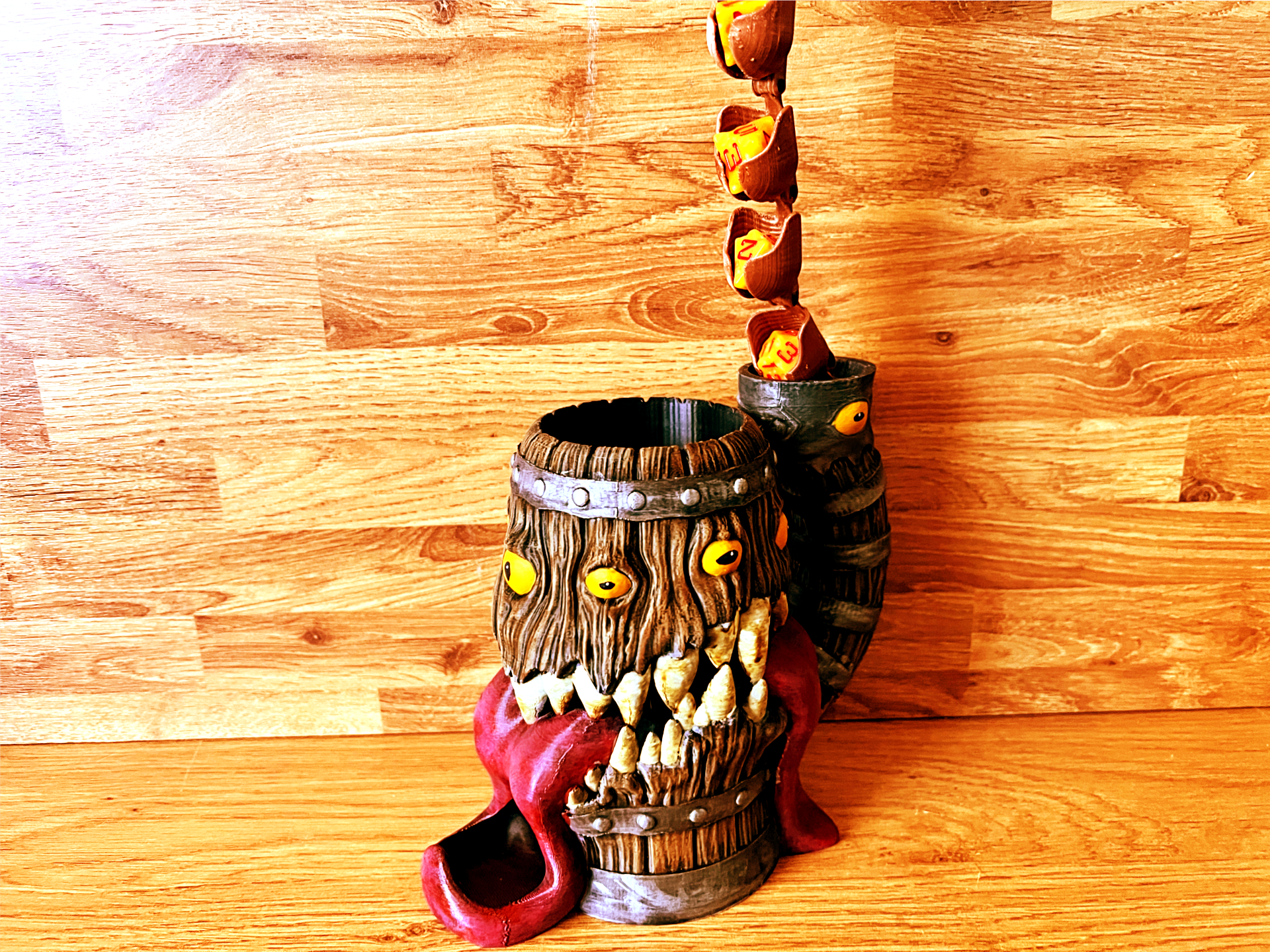 Mimic Dice Tower Can Cosy – Monster Mug Dice Roller for RPG & Fantasy Tabletop Gaming