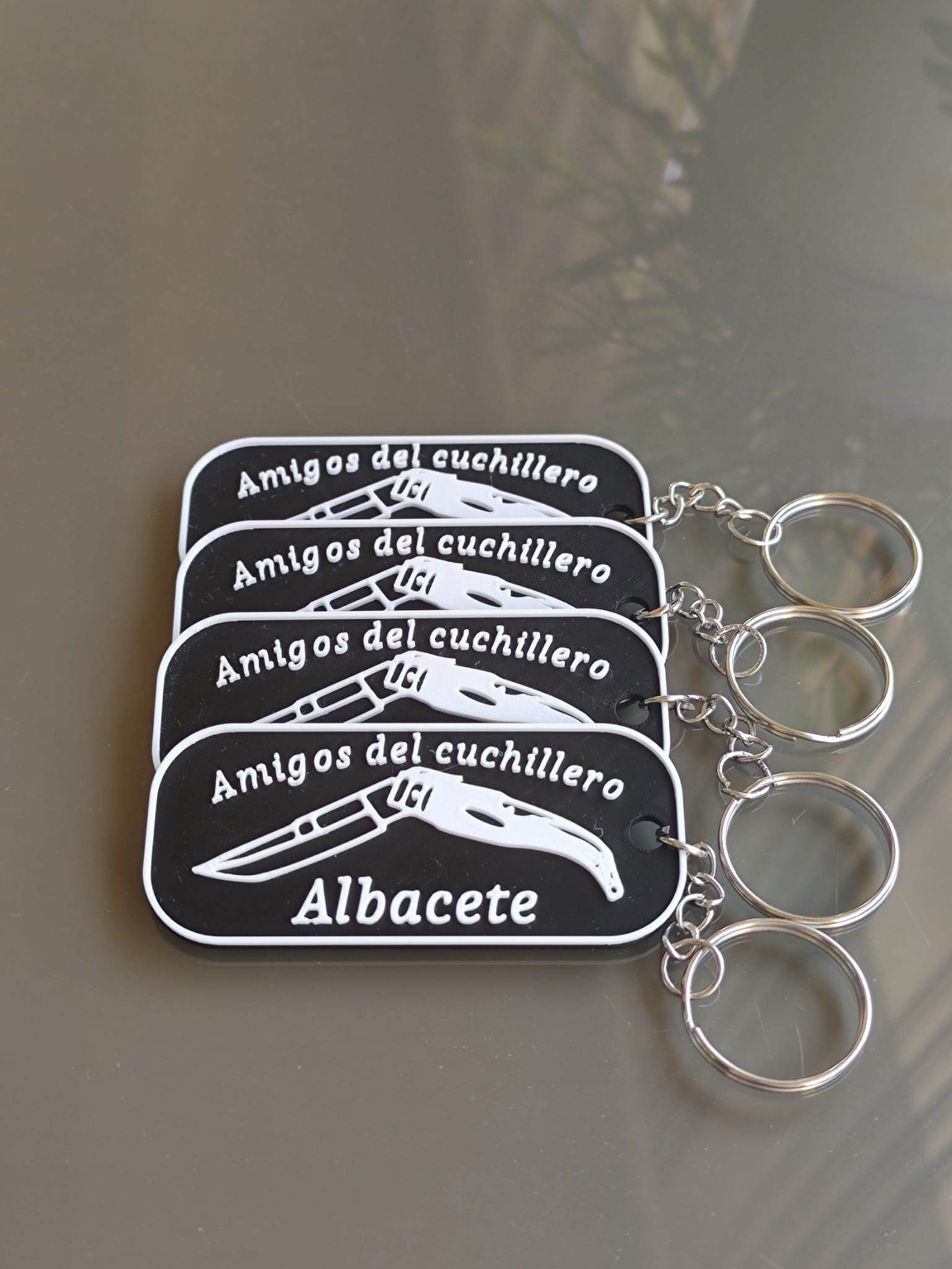 Llaveros personalizados para negocios, equipos, peñas, eventos...
