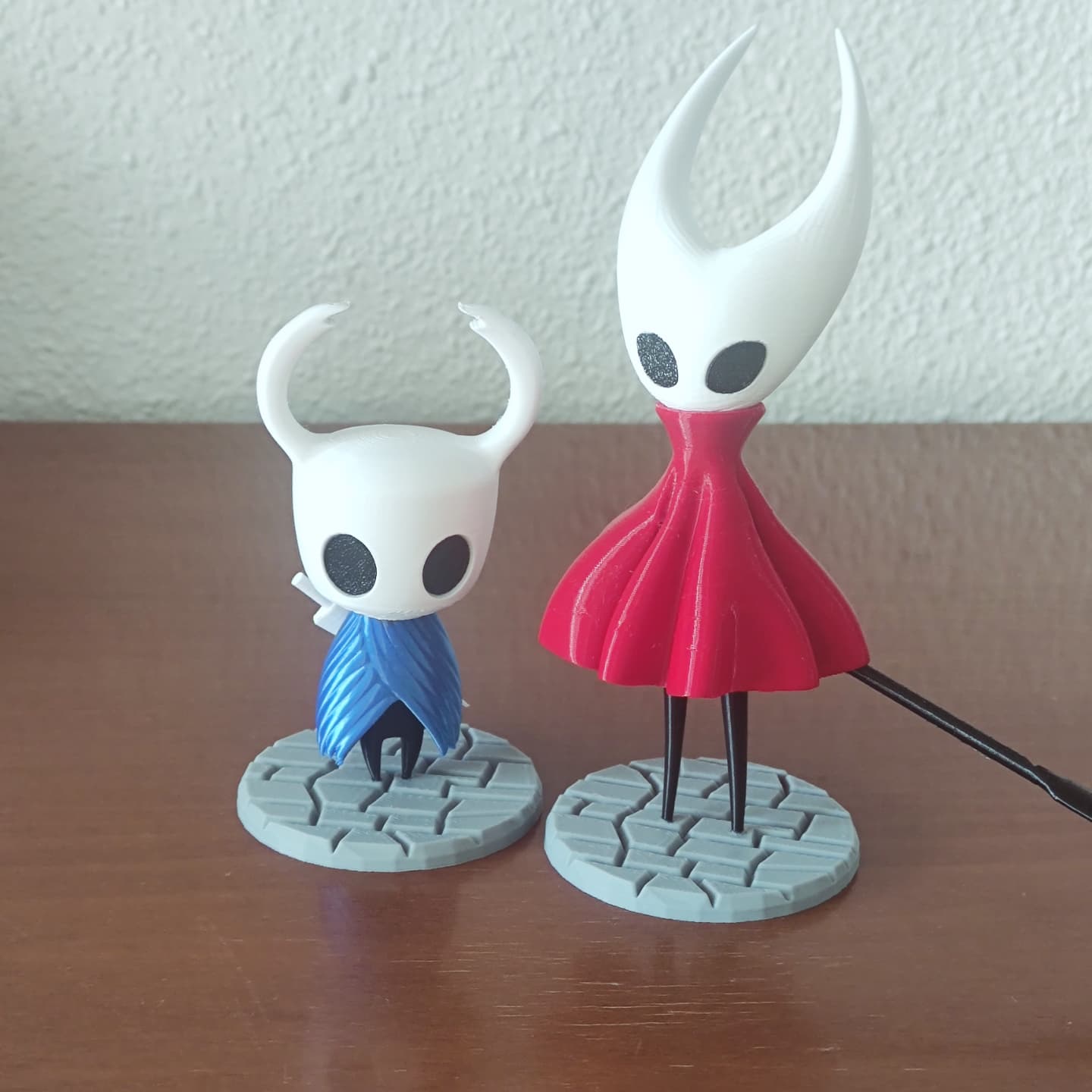 Pack figuras Hollow knight y Hornet