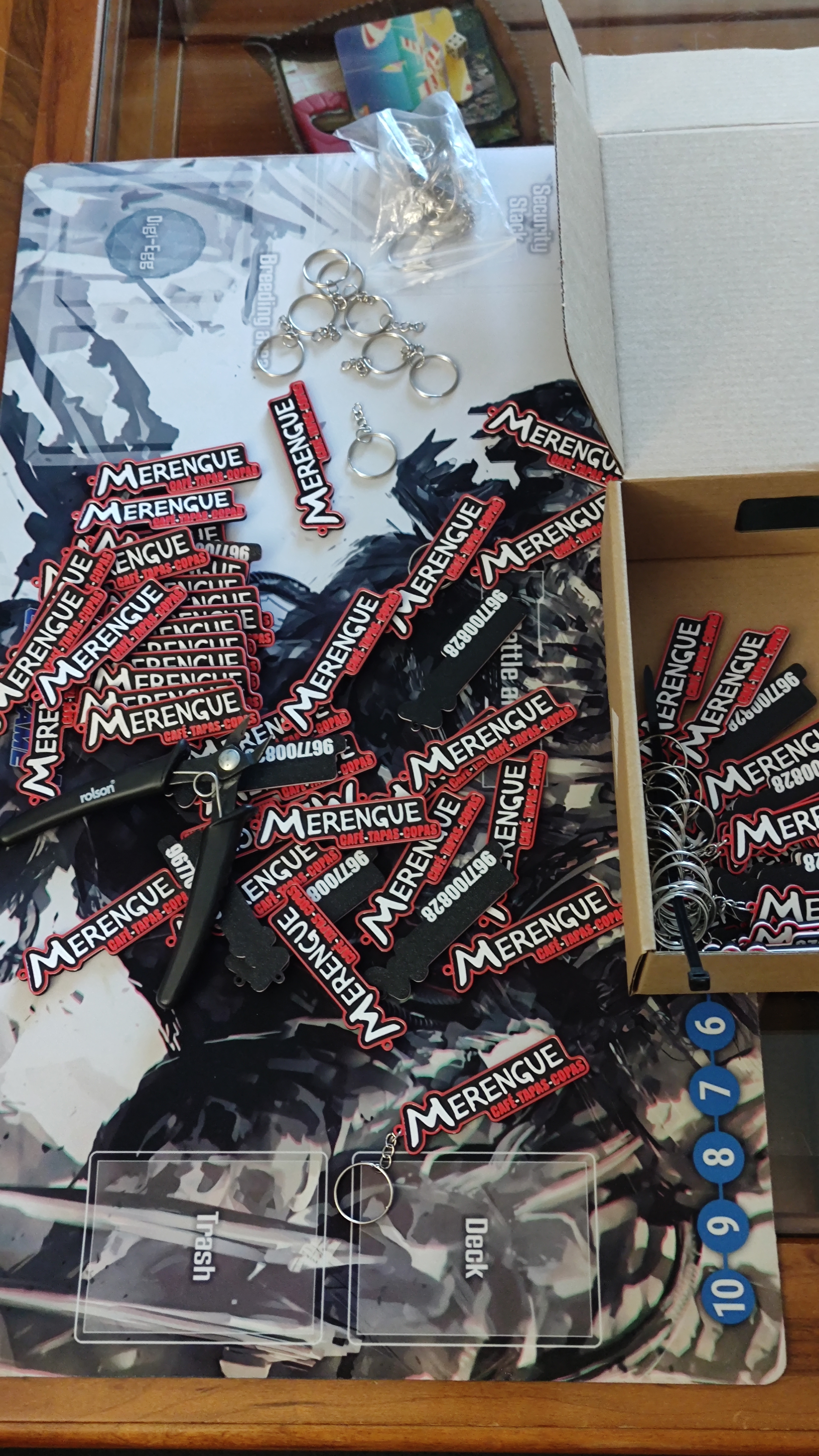 Llaveros personalizados para negocios, equipos, peñas, eventos...