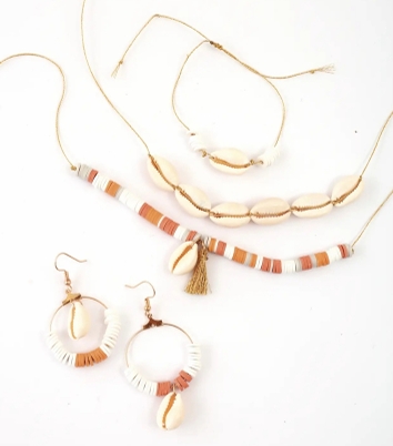🌸 Kit Bijoux Heishi – Bracelets et Boucles d’oreilles DIY