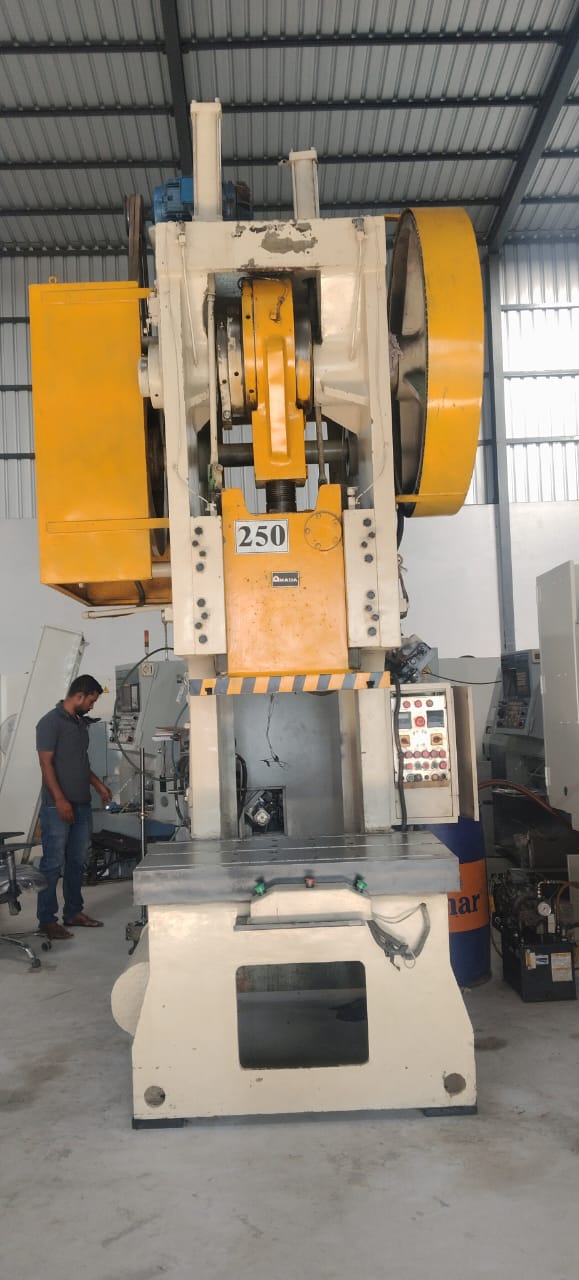 Amada NCP-250