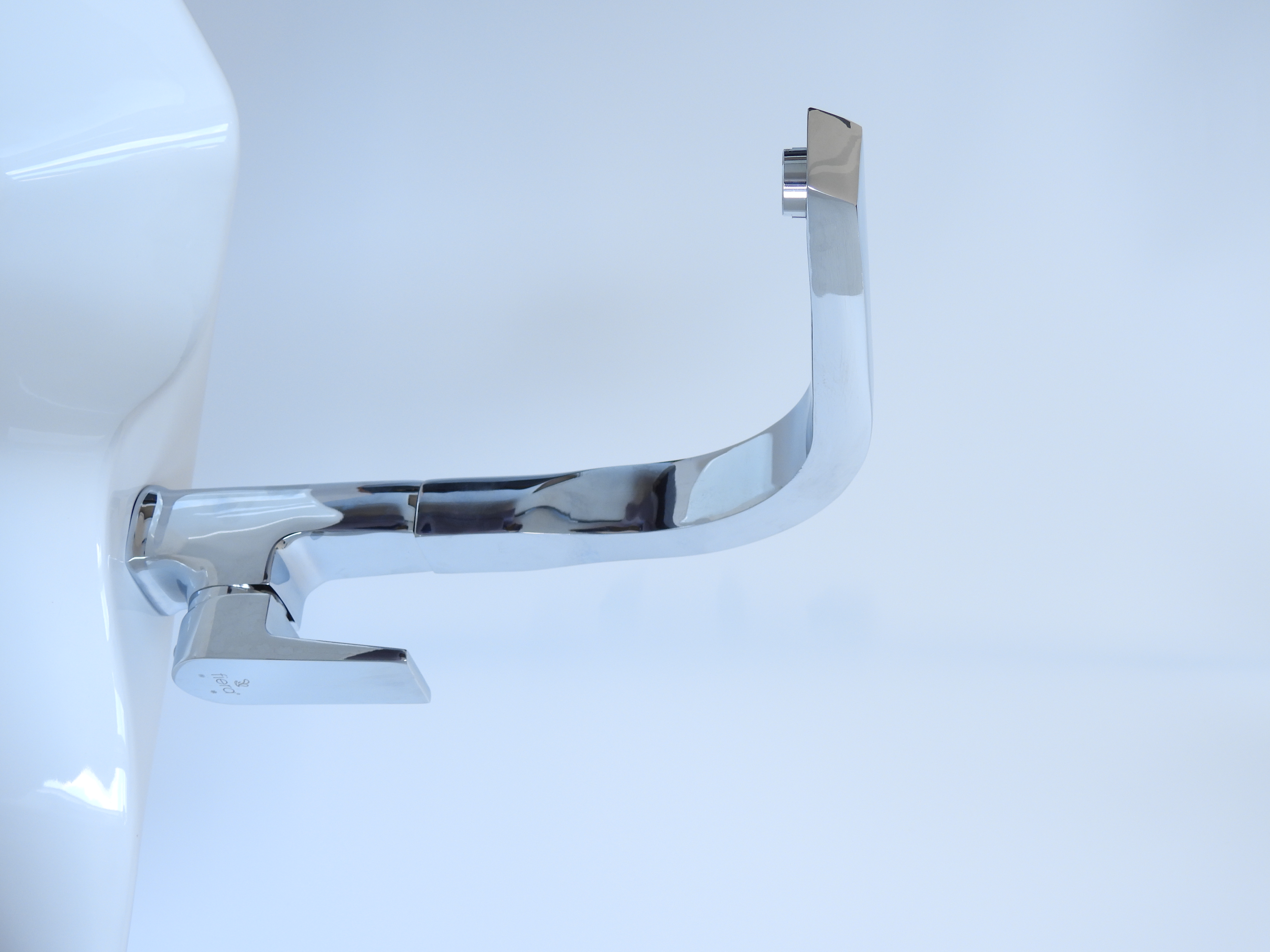 KORAL SWAN SINK 