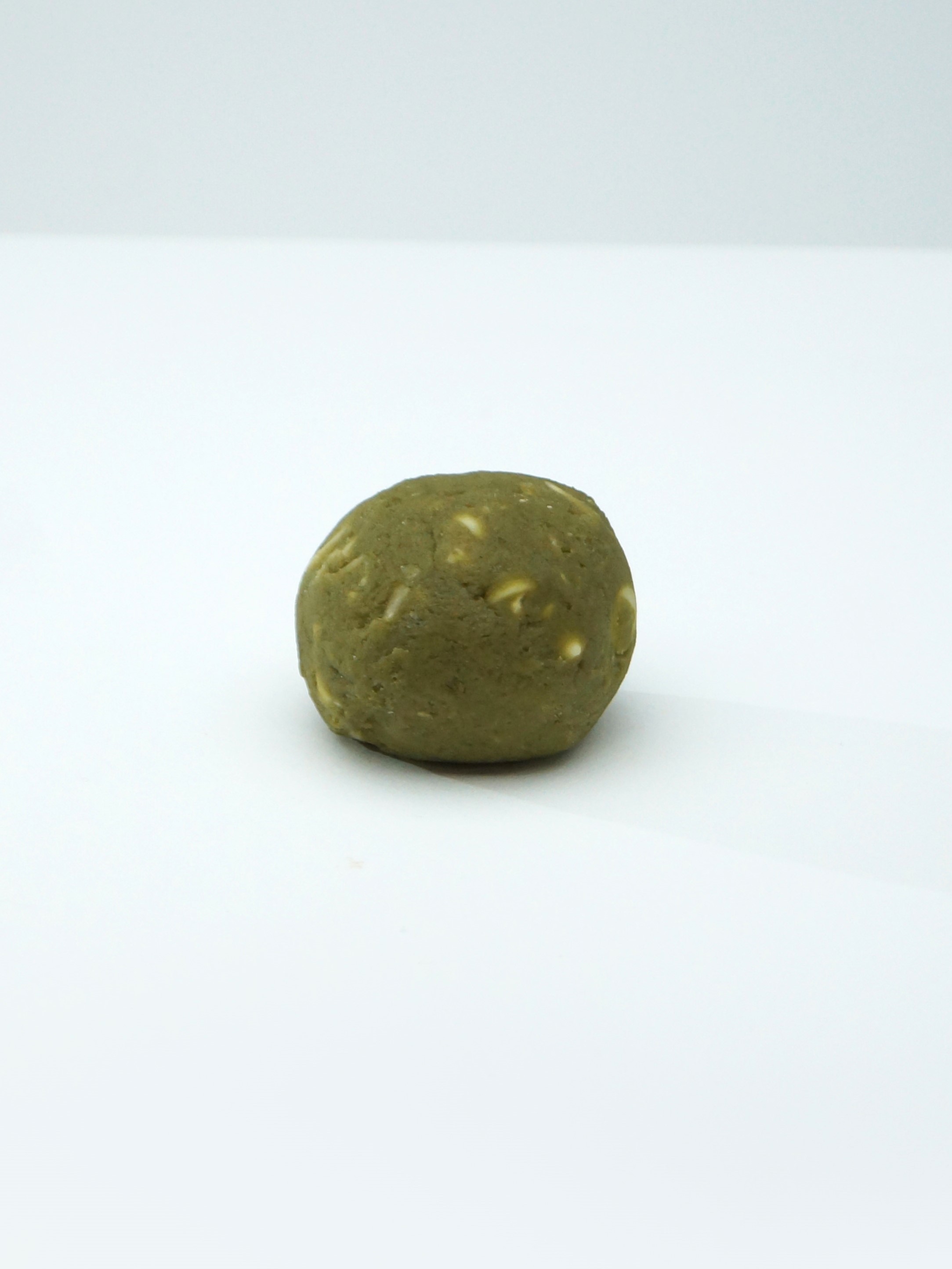 Matcha witte chocolade en amandelen