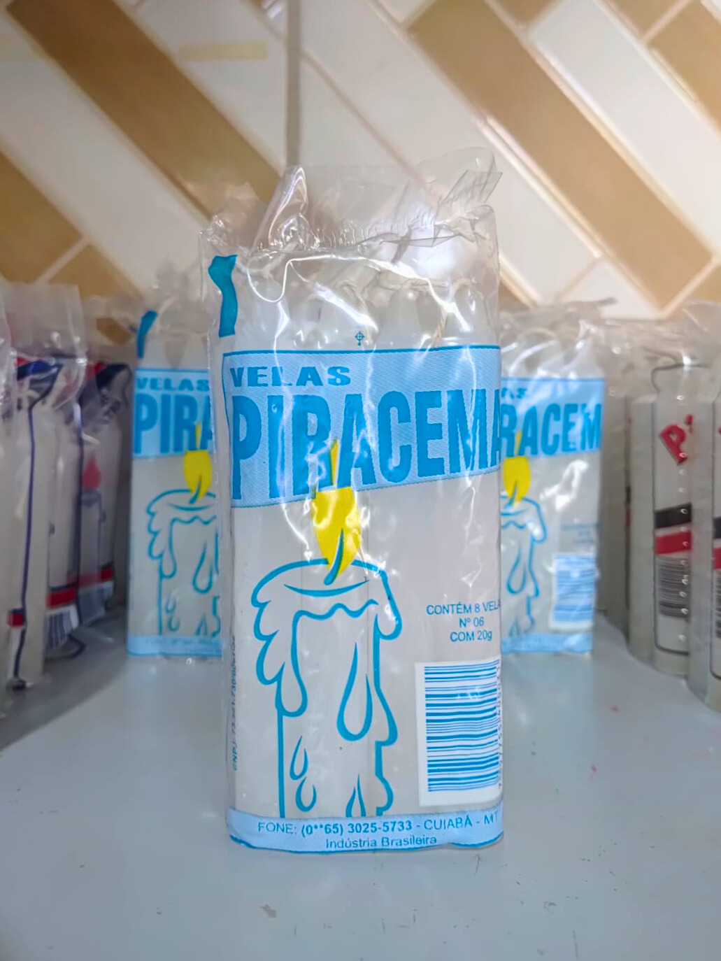 Vela Numero 6, 13cm, branca, palito, pacote com 8 velas.