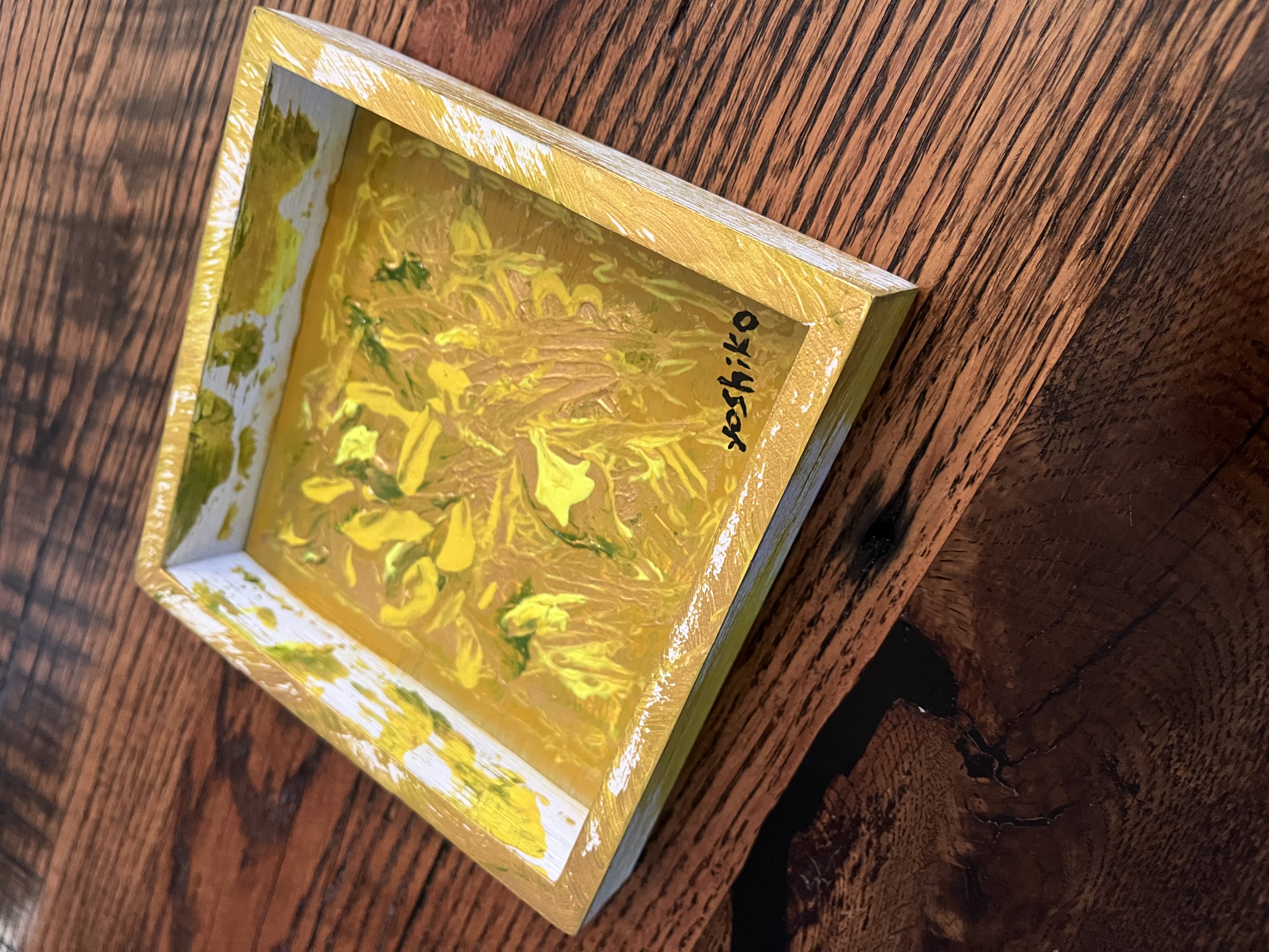 Acrylic 5"x 5" [ Money is coming] アクリリック13 cm x 13 cm「金運がやって来る」