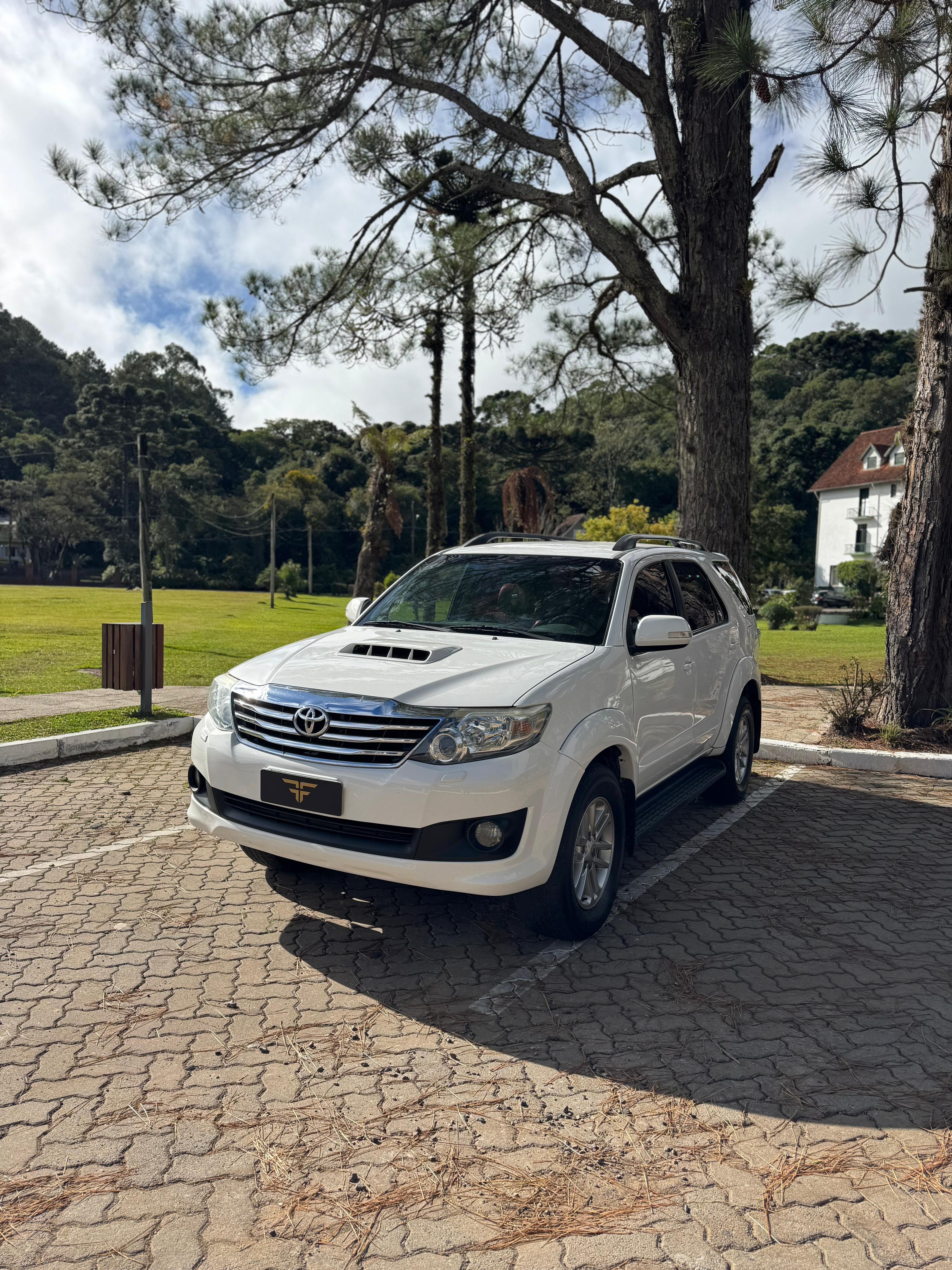 TOYOTA SW4 SRV 3.0 4X4 2014 DIESEL