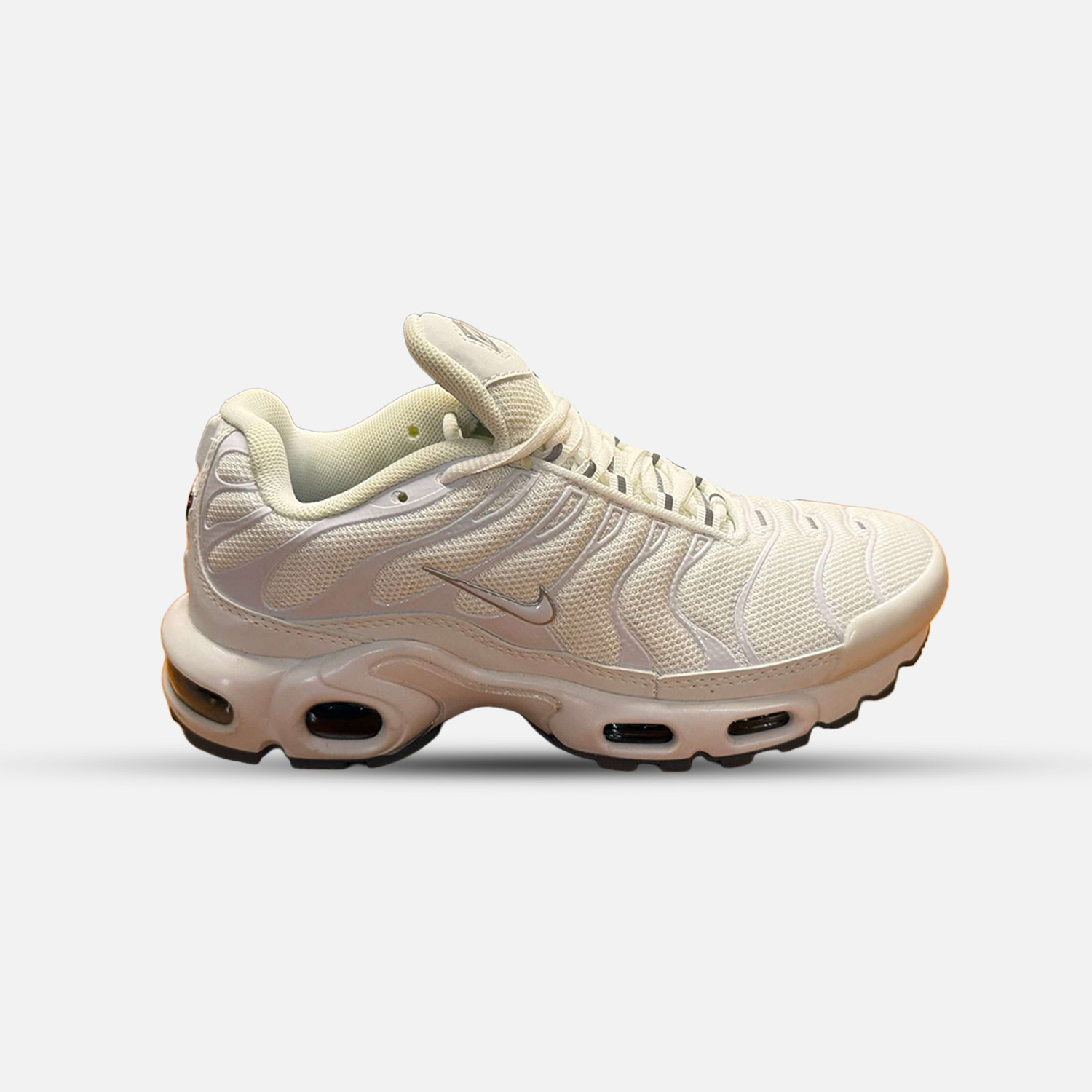 Nike Air Max Plus Beige